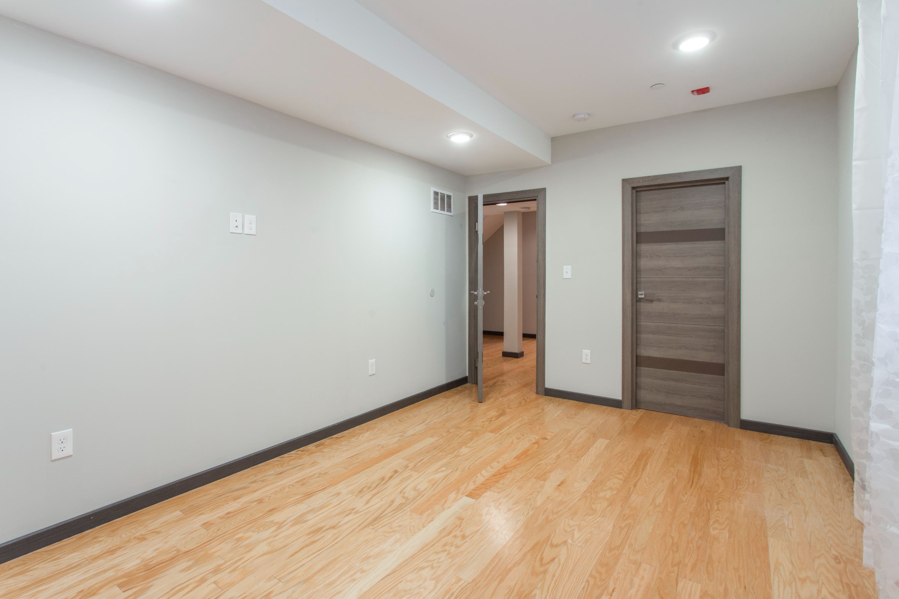 2553 MONTROSE ST Unit A