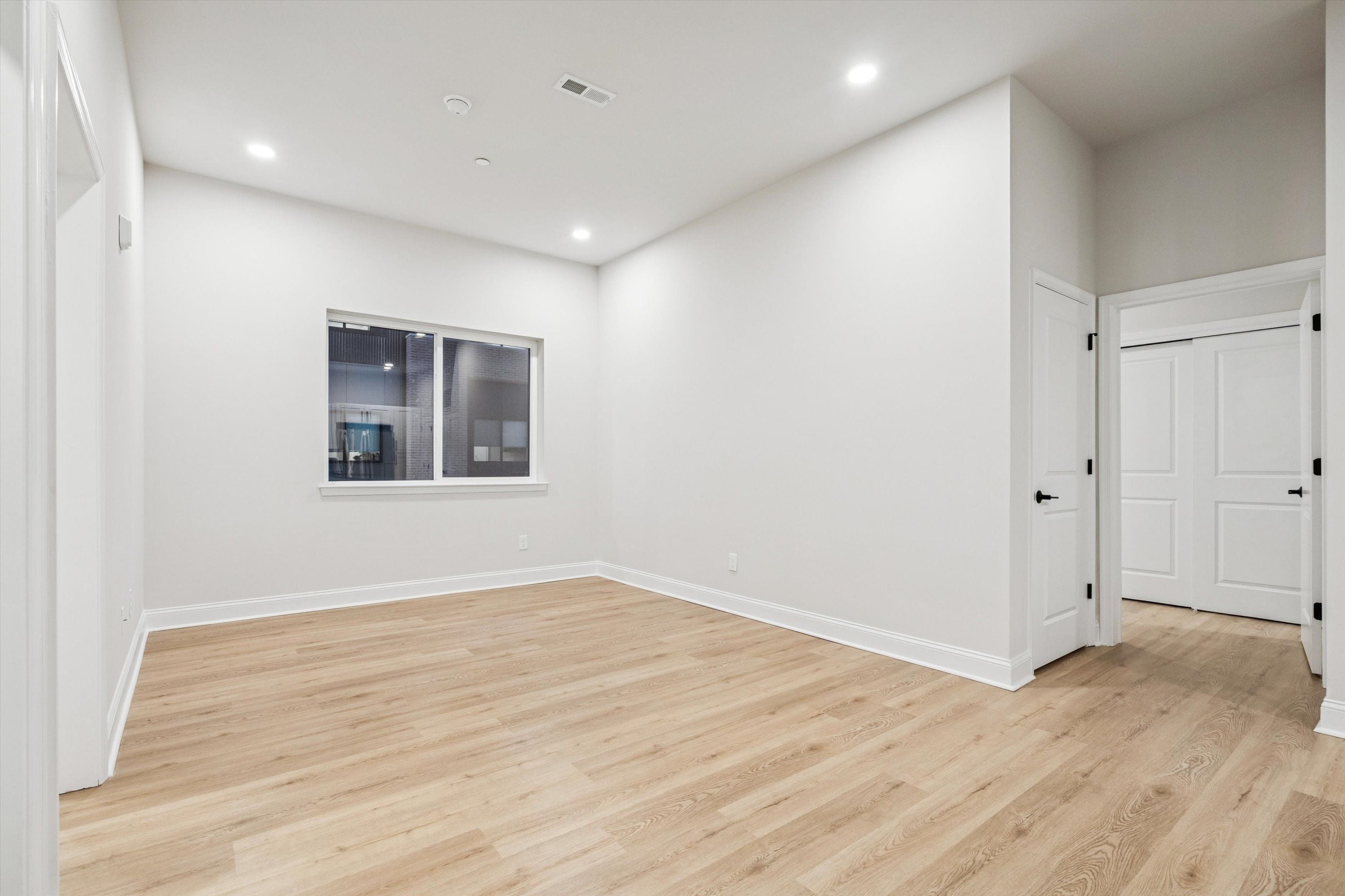 2153 E LEHIGH AVE Unit 414
