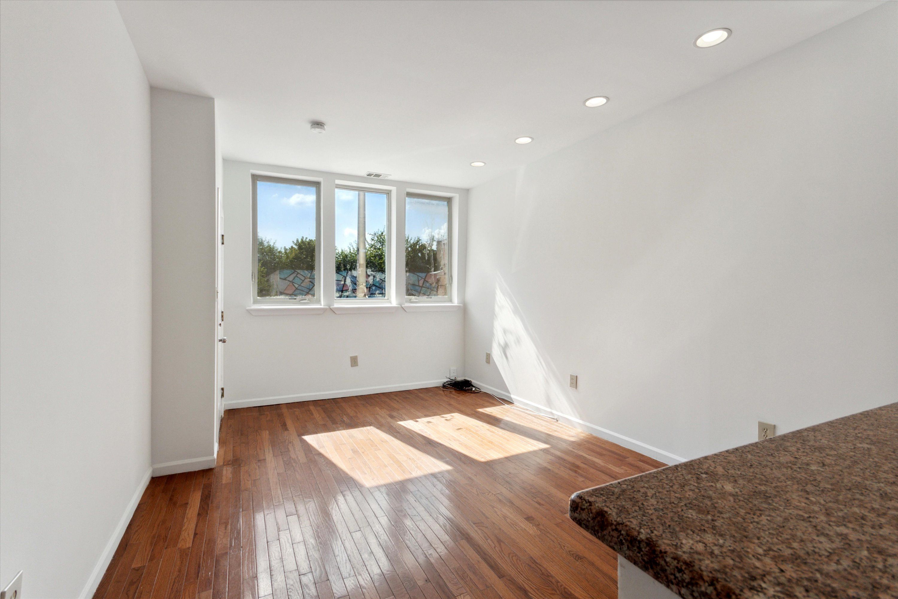 1629 GERMANTOWN AVE Unit 1