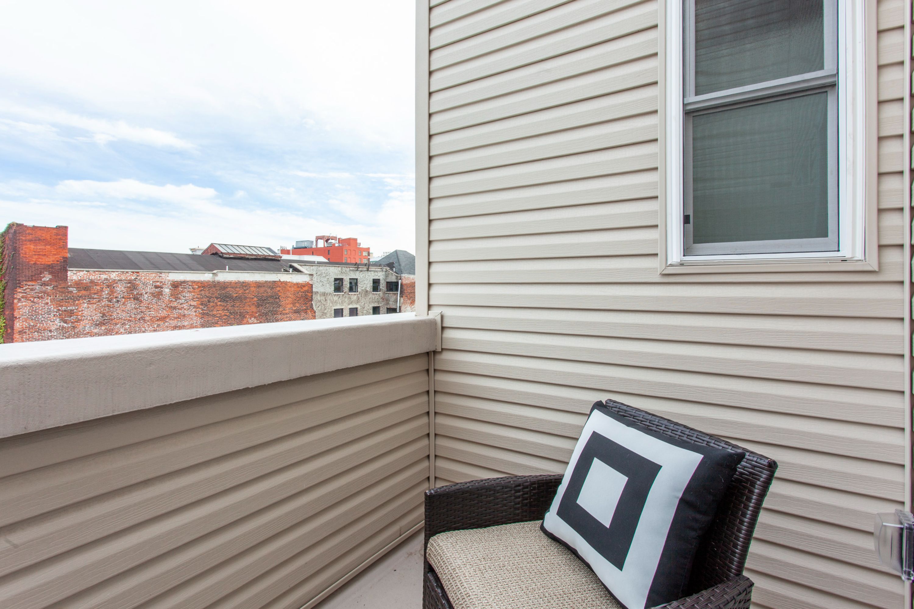 1533-39 PARRISH ST Unit 4G