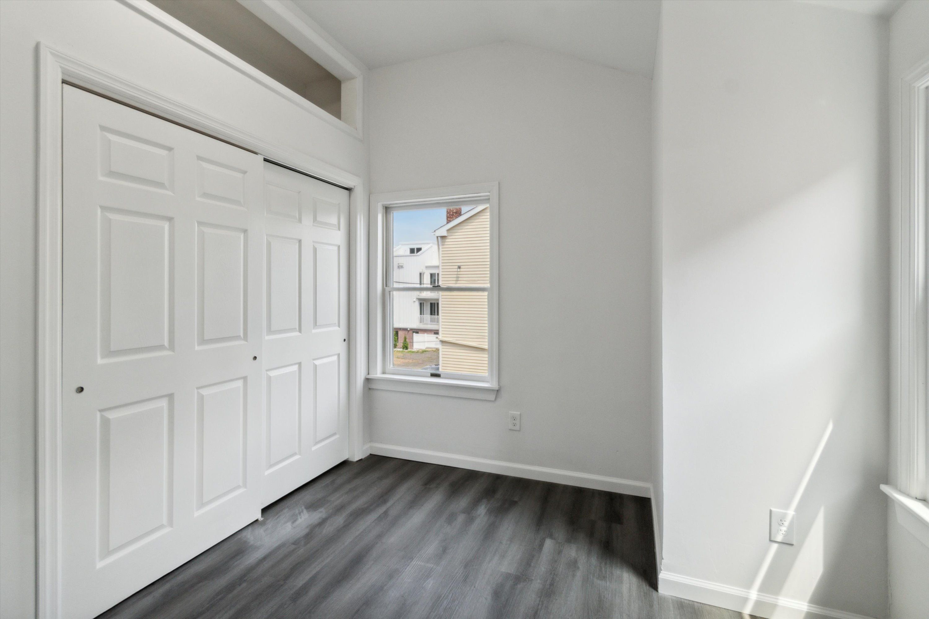 152 NASSAU ST Unit 2