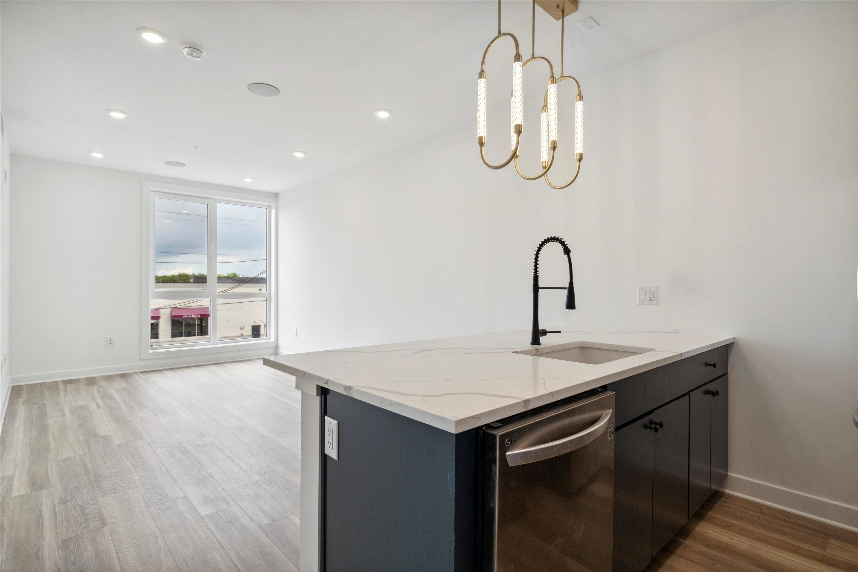 2636 E YORK ST Unit 305