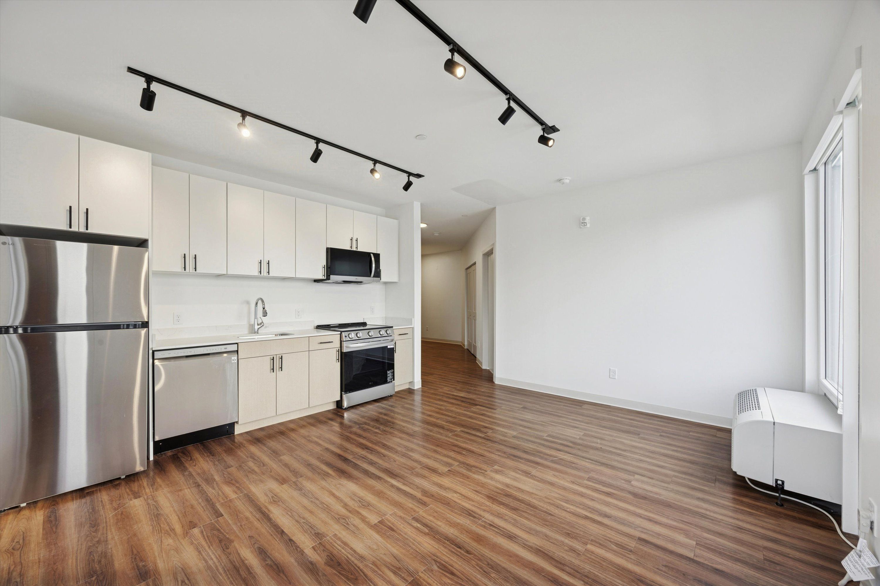4240 Chestnut St Unit 424