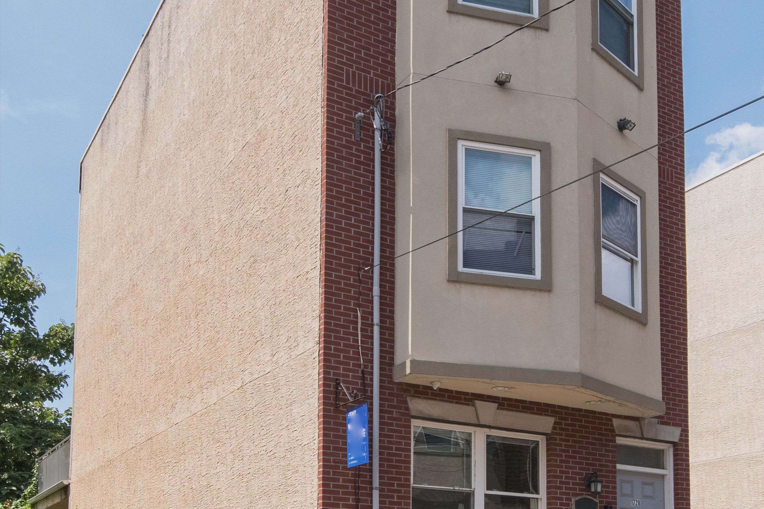 1728 N GRATZ ST Unit A