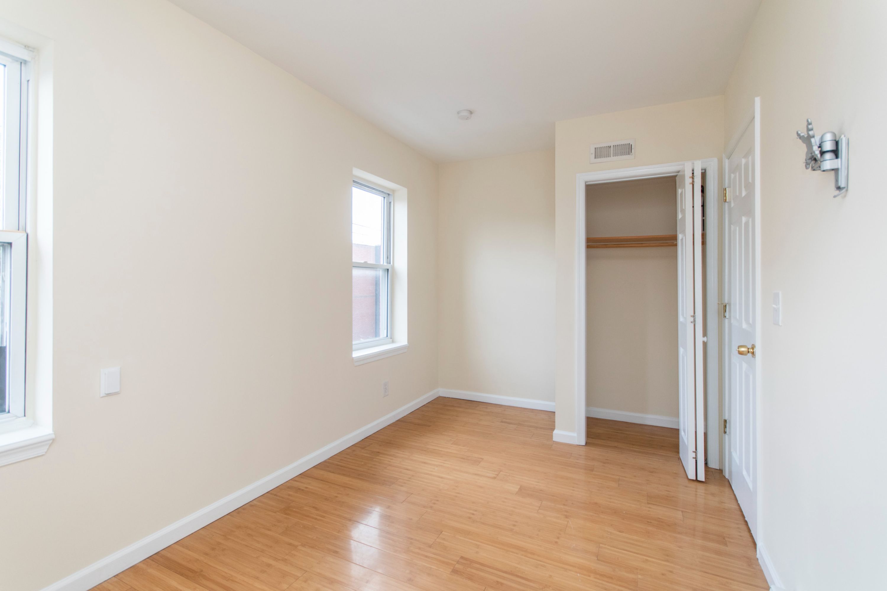 1616 WILLINGTON ST Unit 3