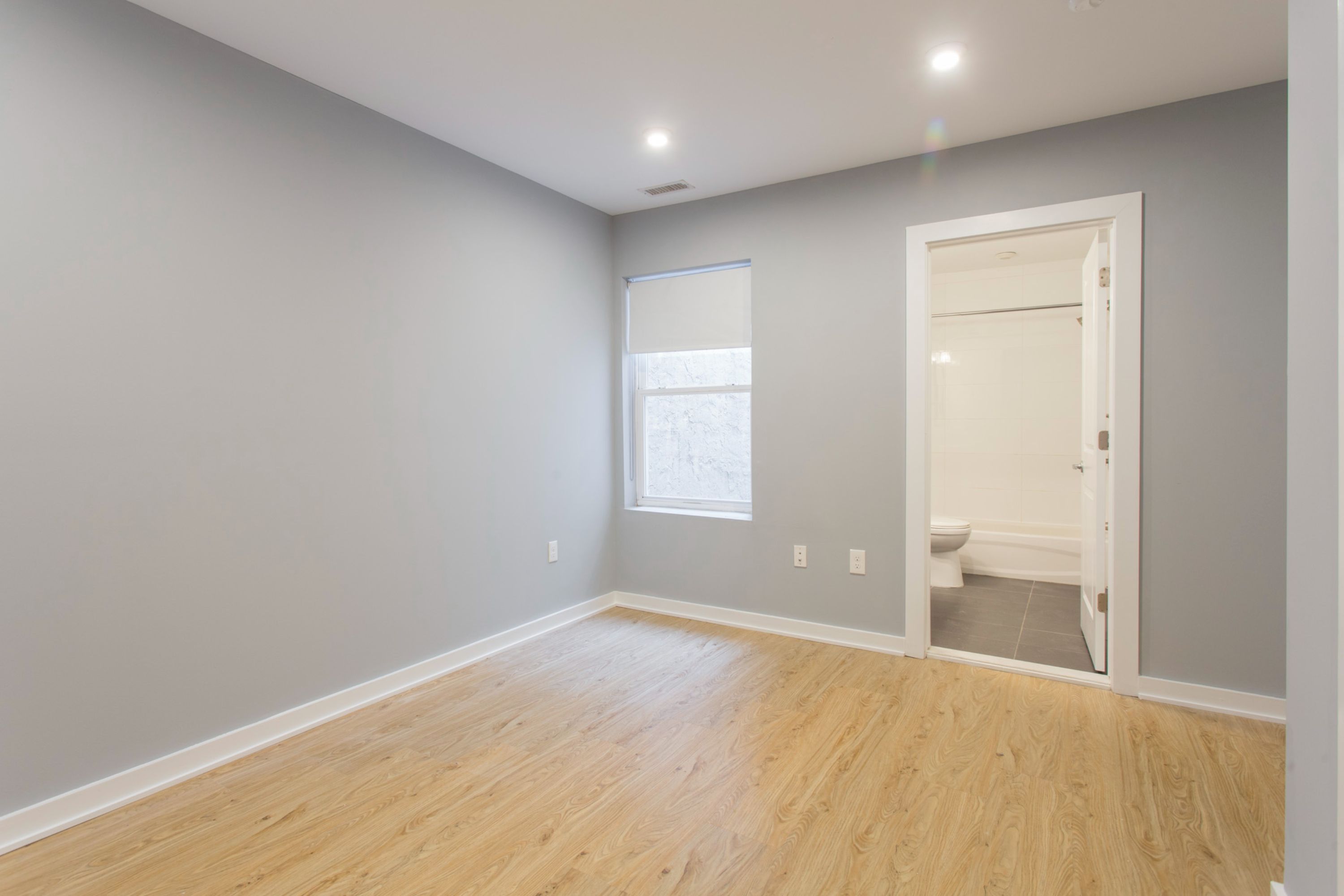 245-47 S 45TH ST Unit 3B