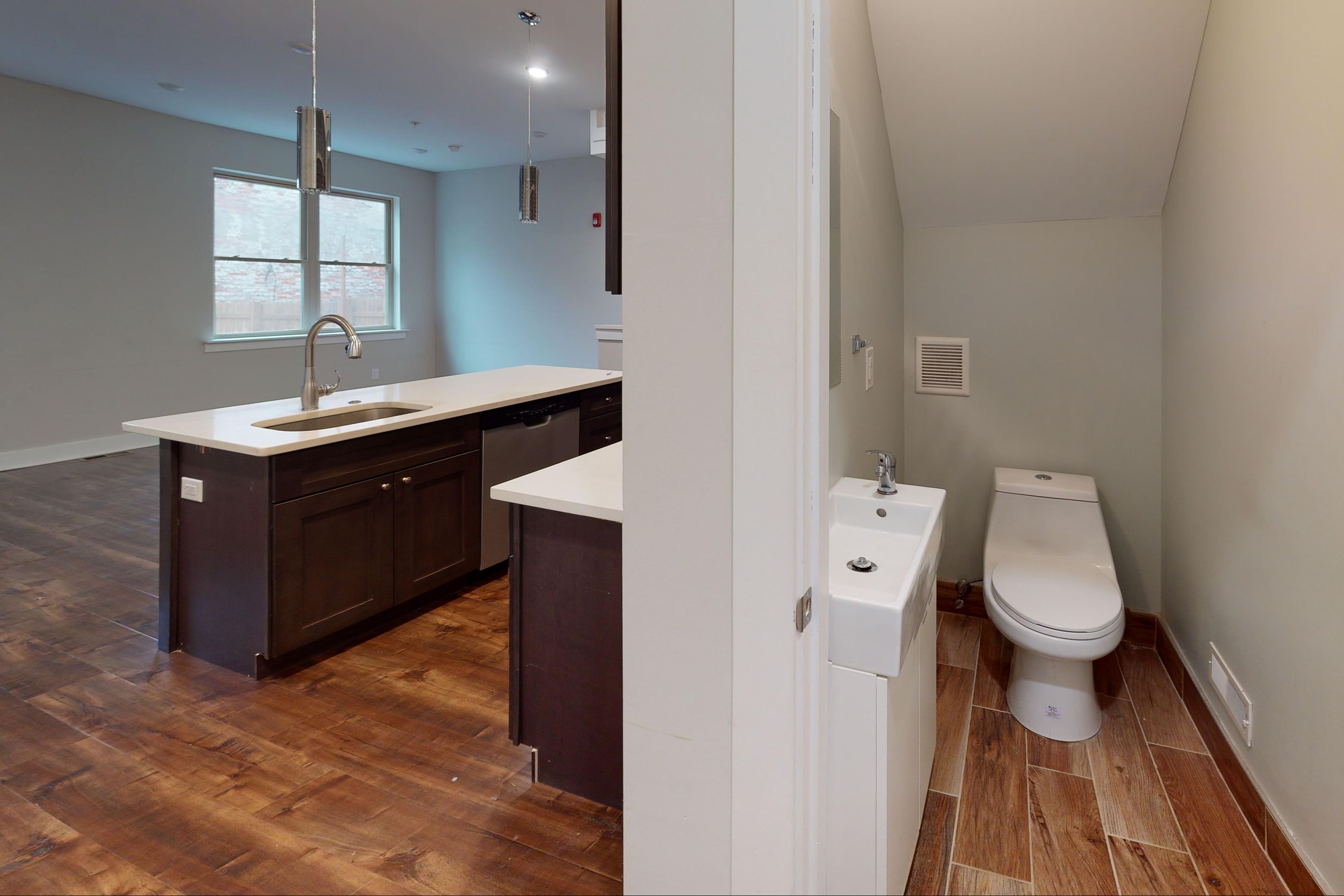 1419 N Franklin St Unit 2