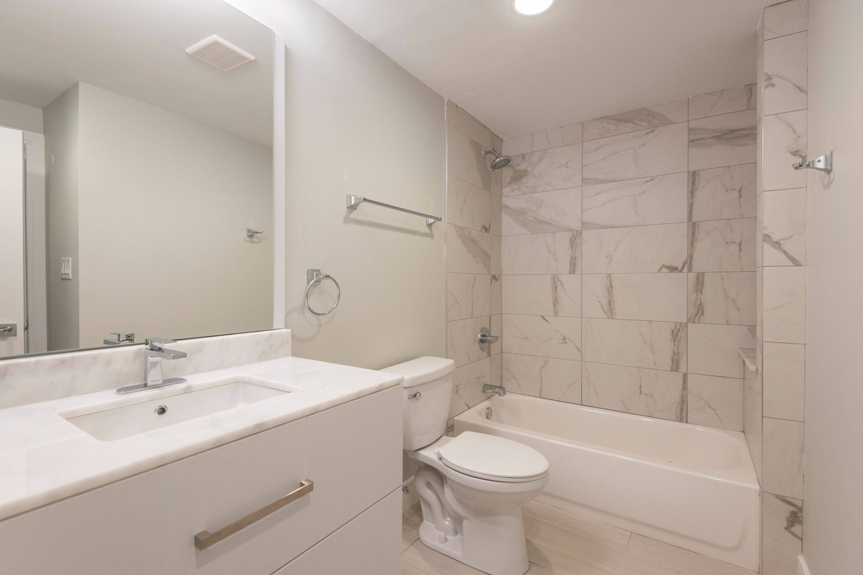 1133 E COLUMBIA AVE Unit 403