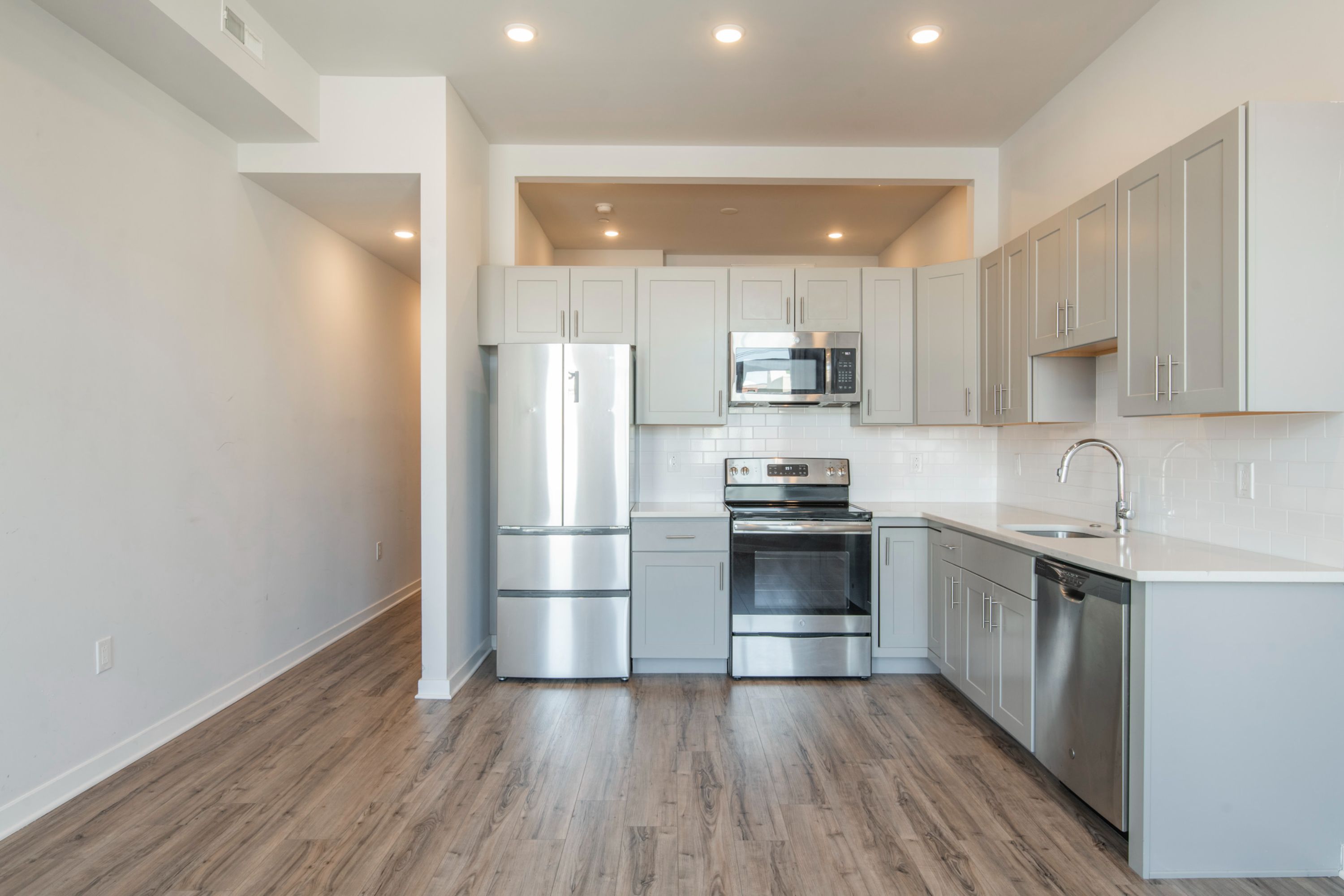 1143 N 3rd St Unit 202