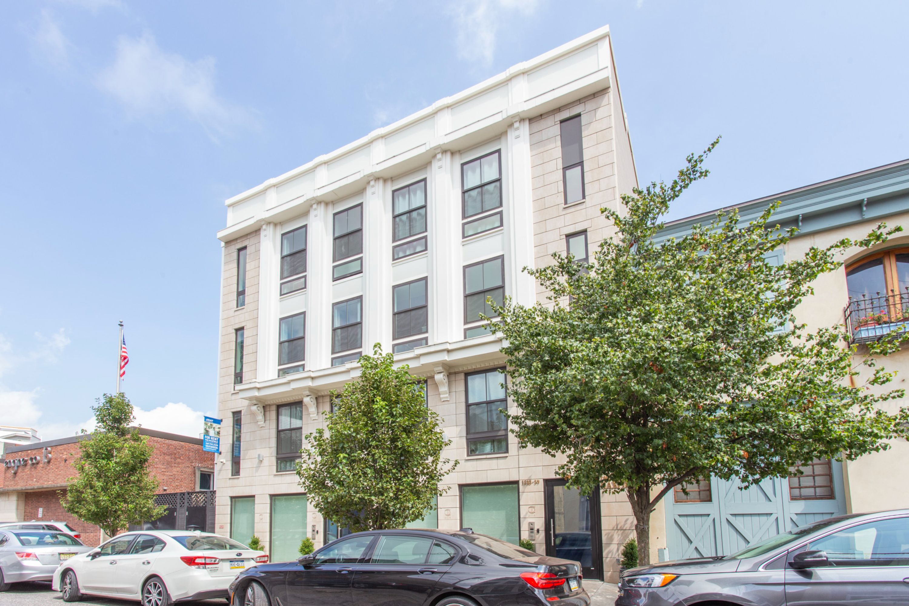 1533-39 PARRISH ST Unit 3D