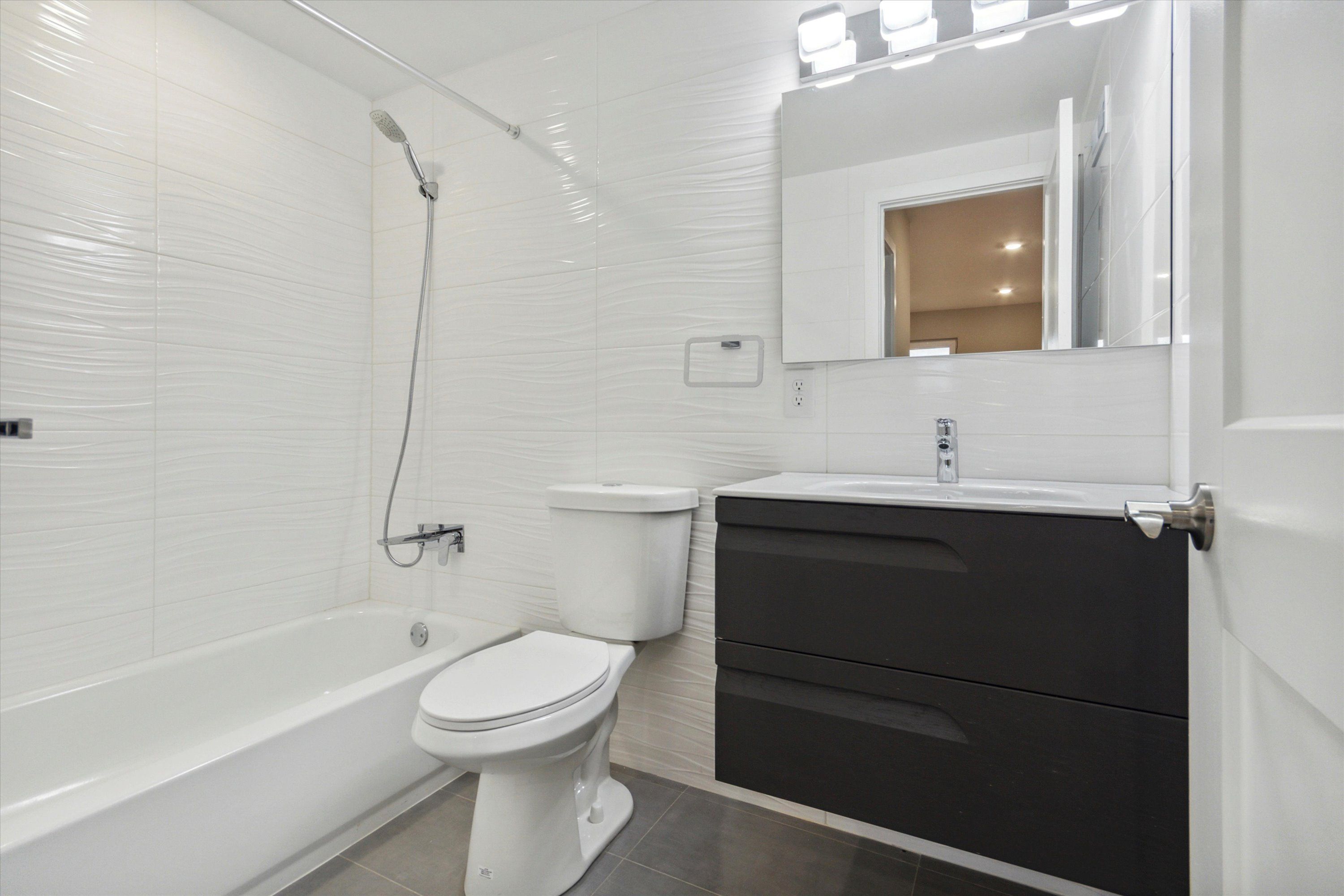 1515 W STILES ST Unit 2