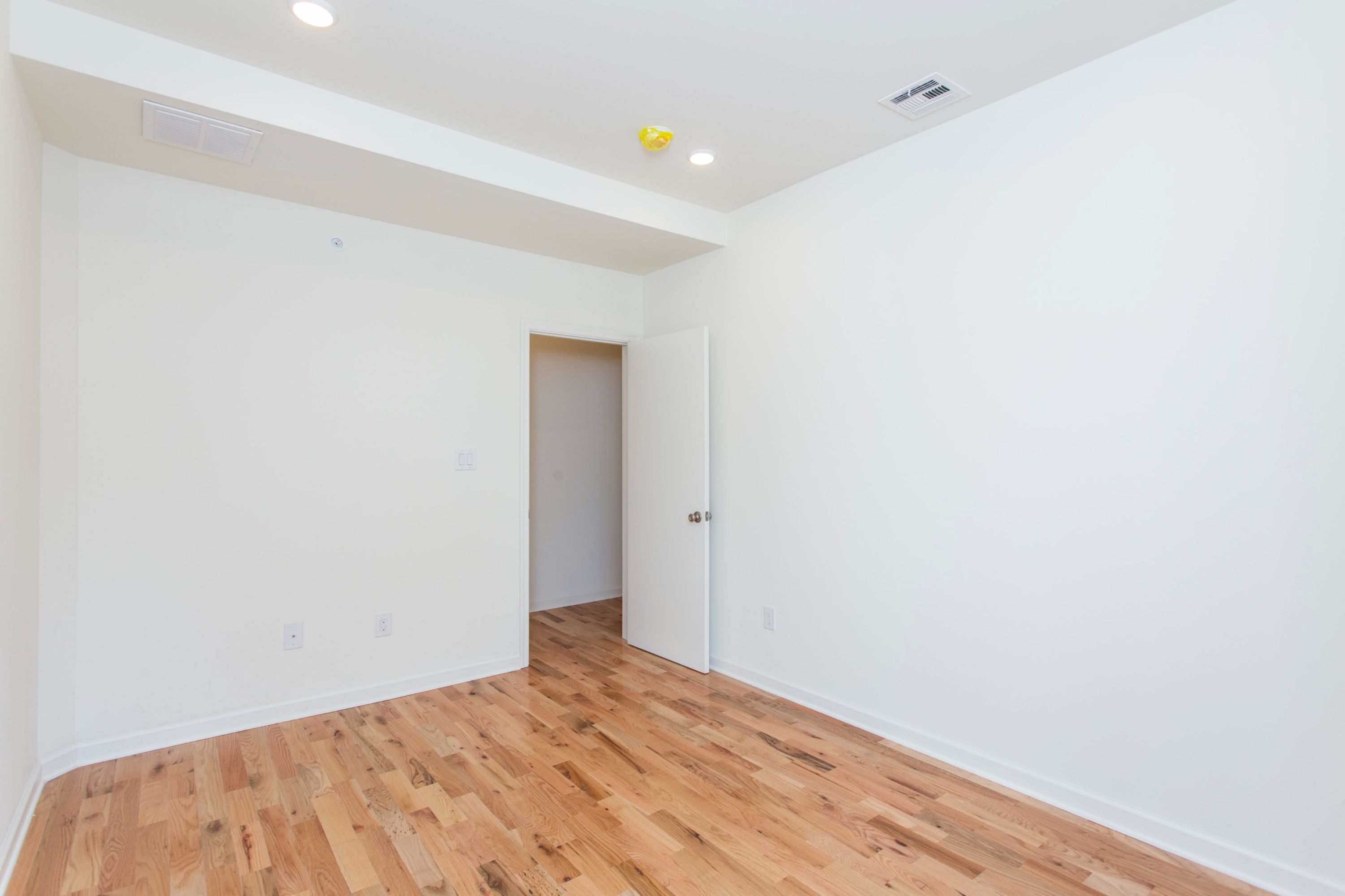 640 N 32ND ST Unit 2R