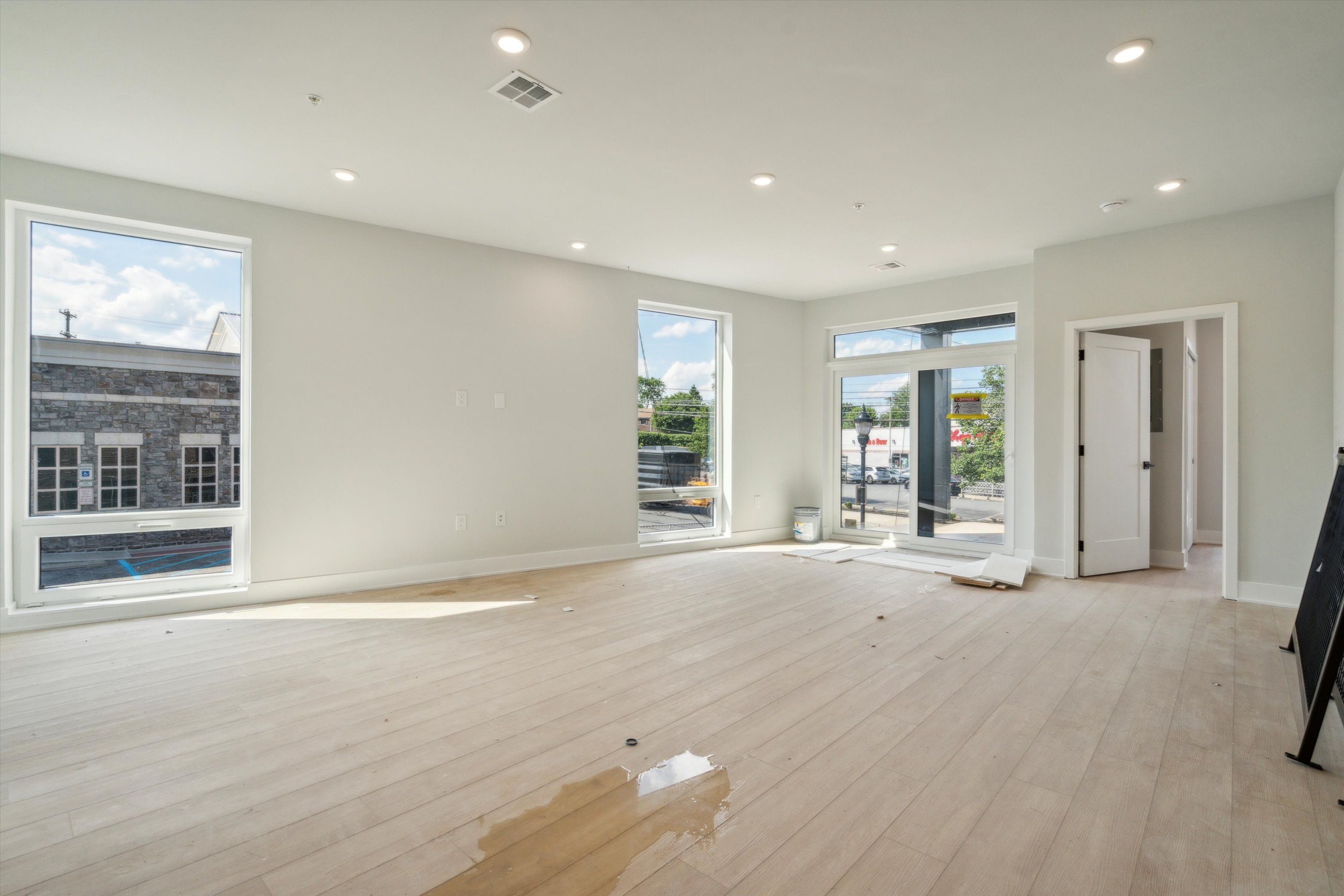 6910 Ridge Avenue Unit 317