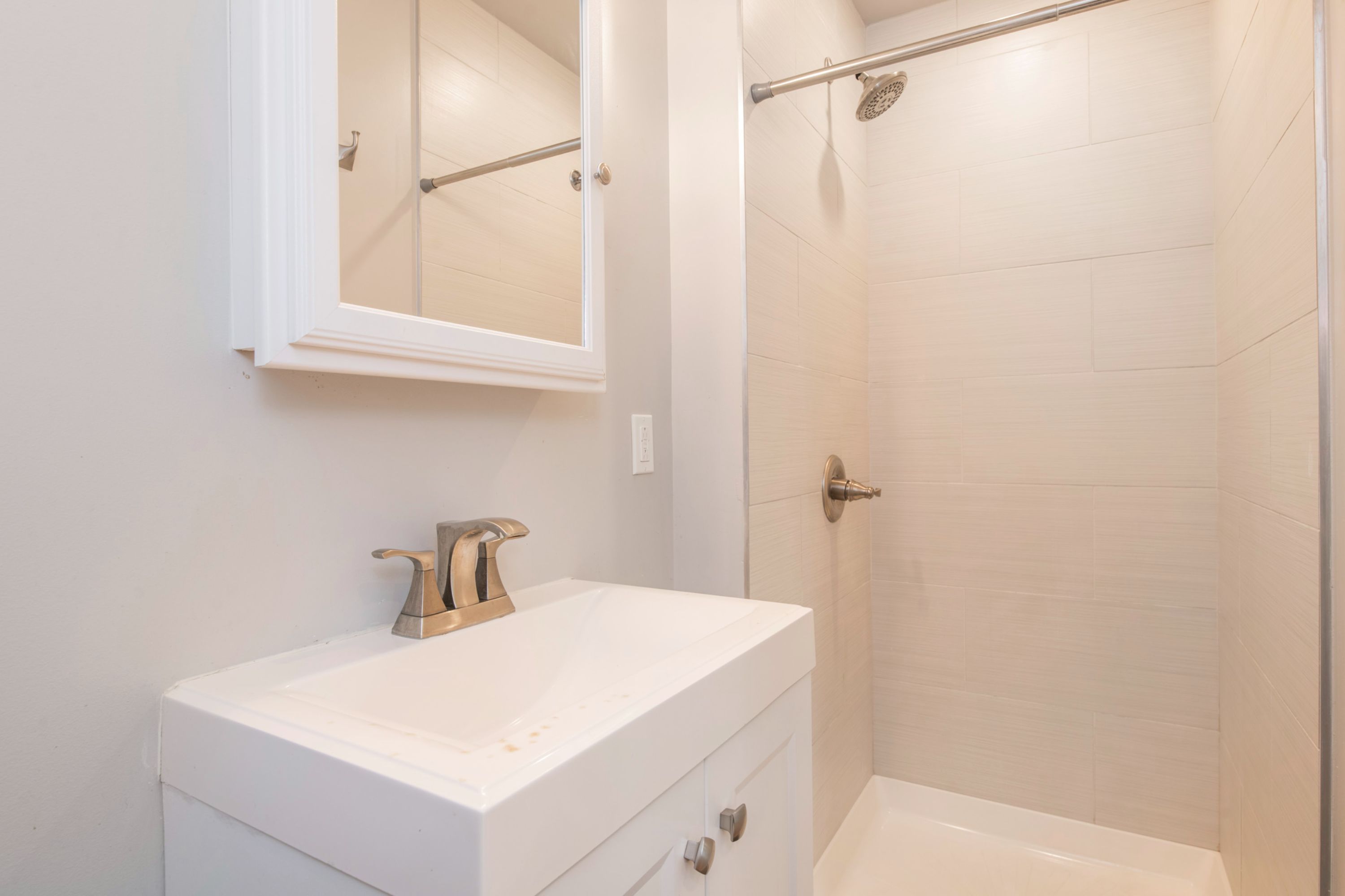 1517 SEYBERT ST Unit 2