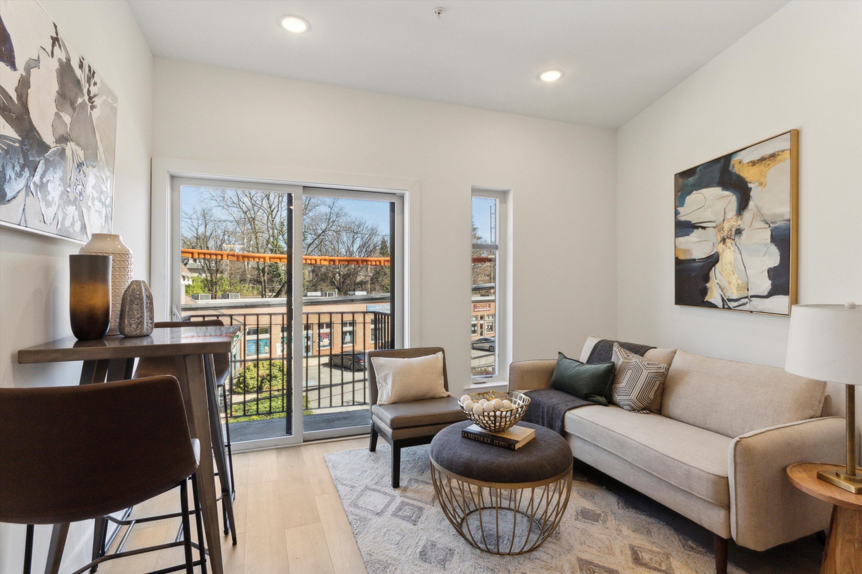 367 W Hortter St Unit 207
