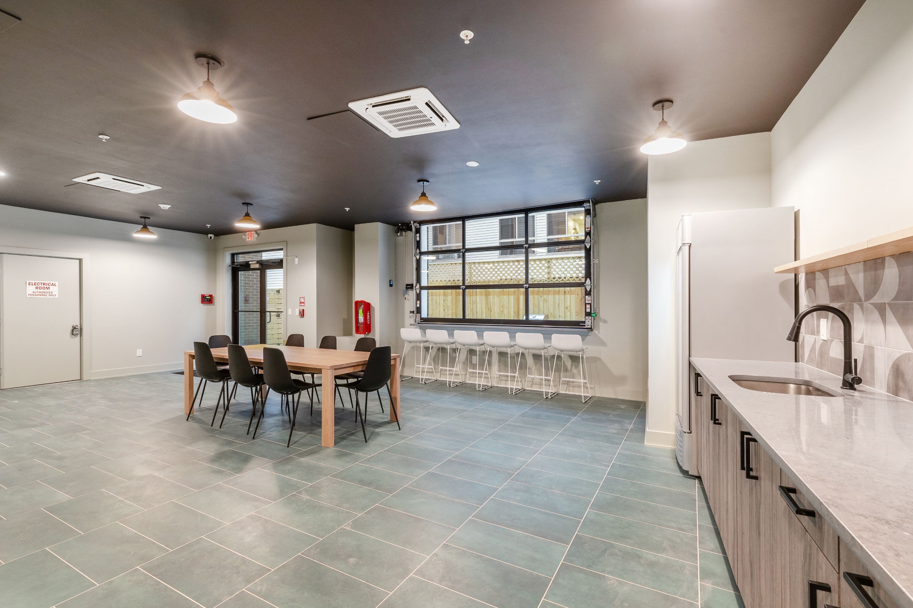 629 W GIRARD AVE Unit 307