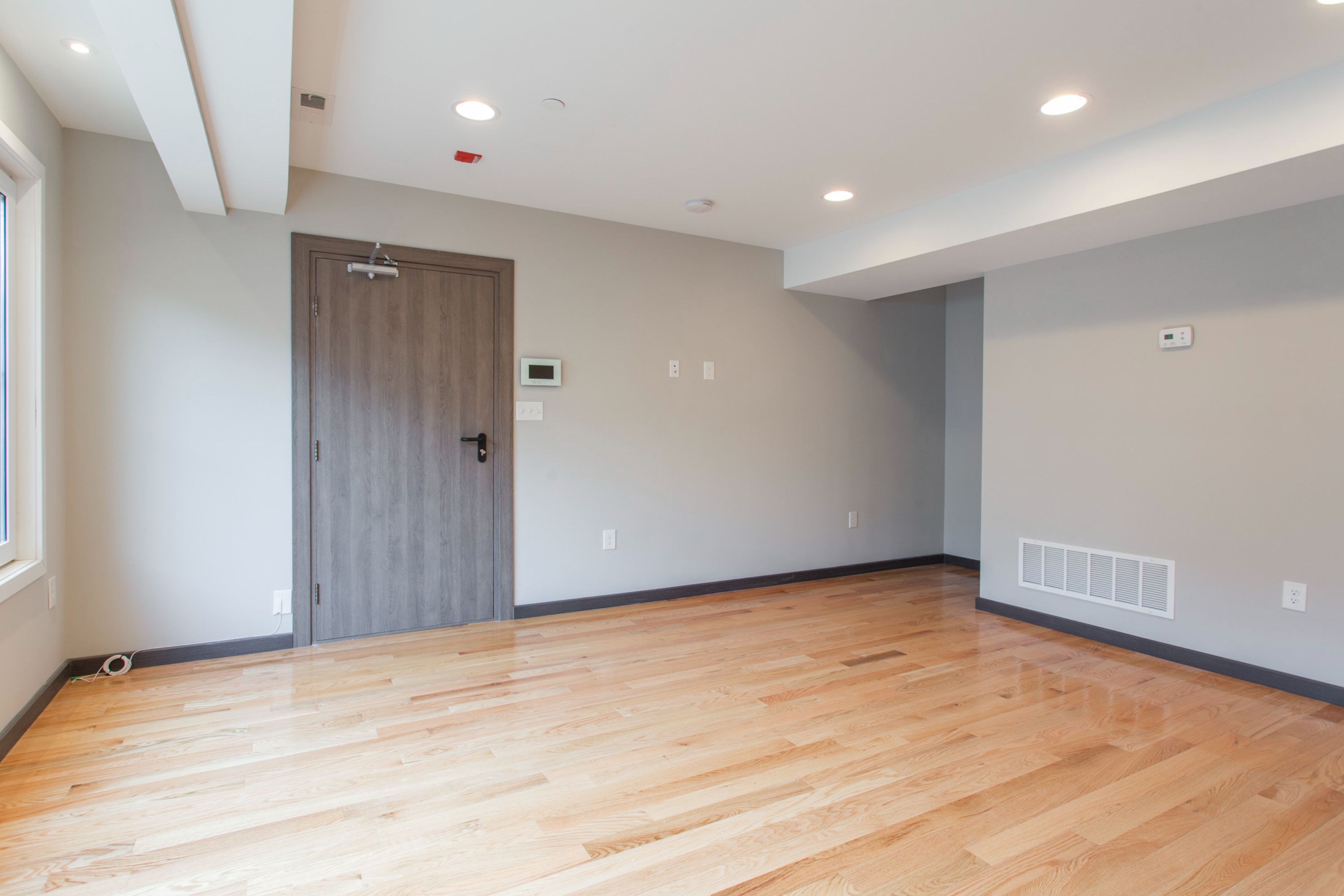 2541-43 MONTROSE ST Unit C