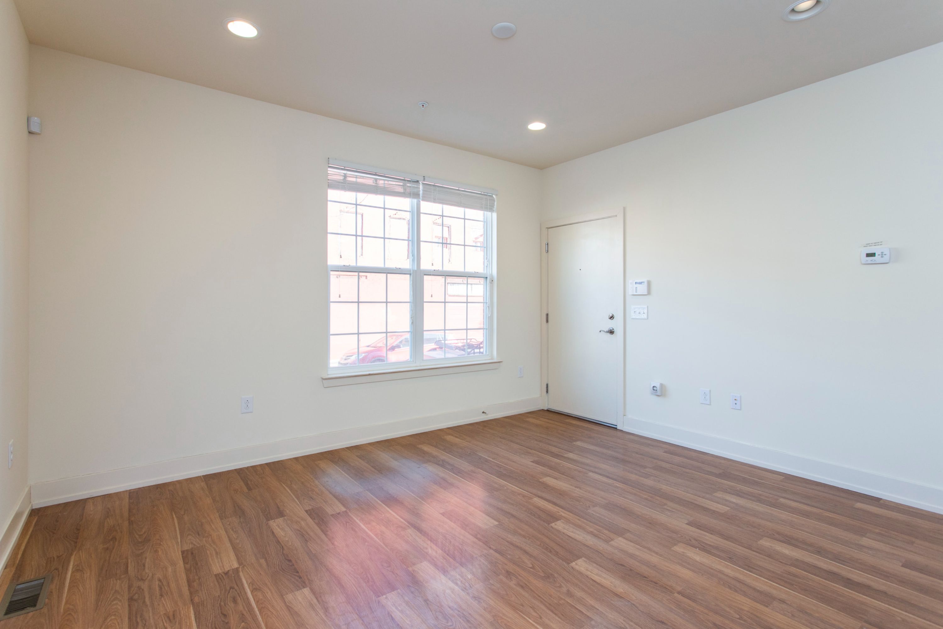 697 W BERKS ST Unit 1