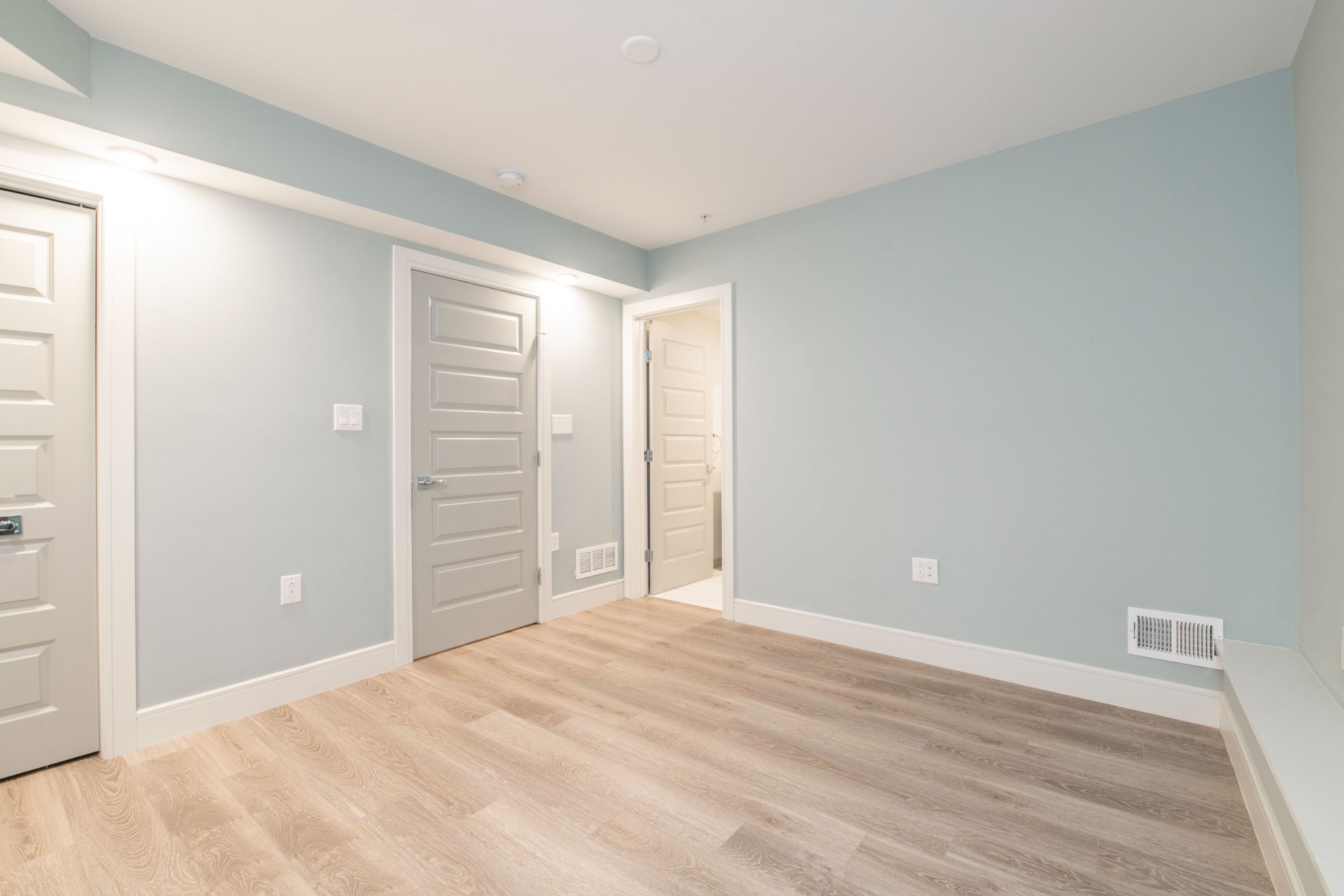 628 N Bodine ST Unit 1