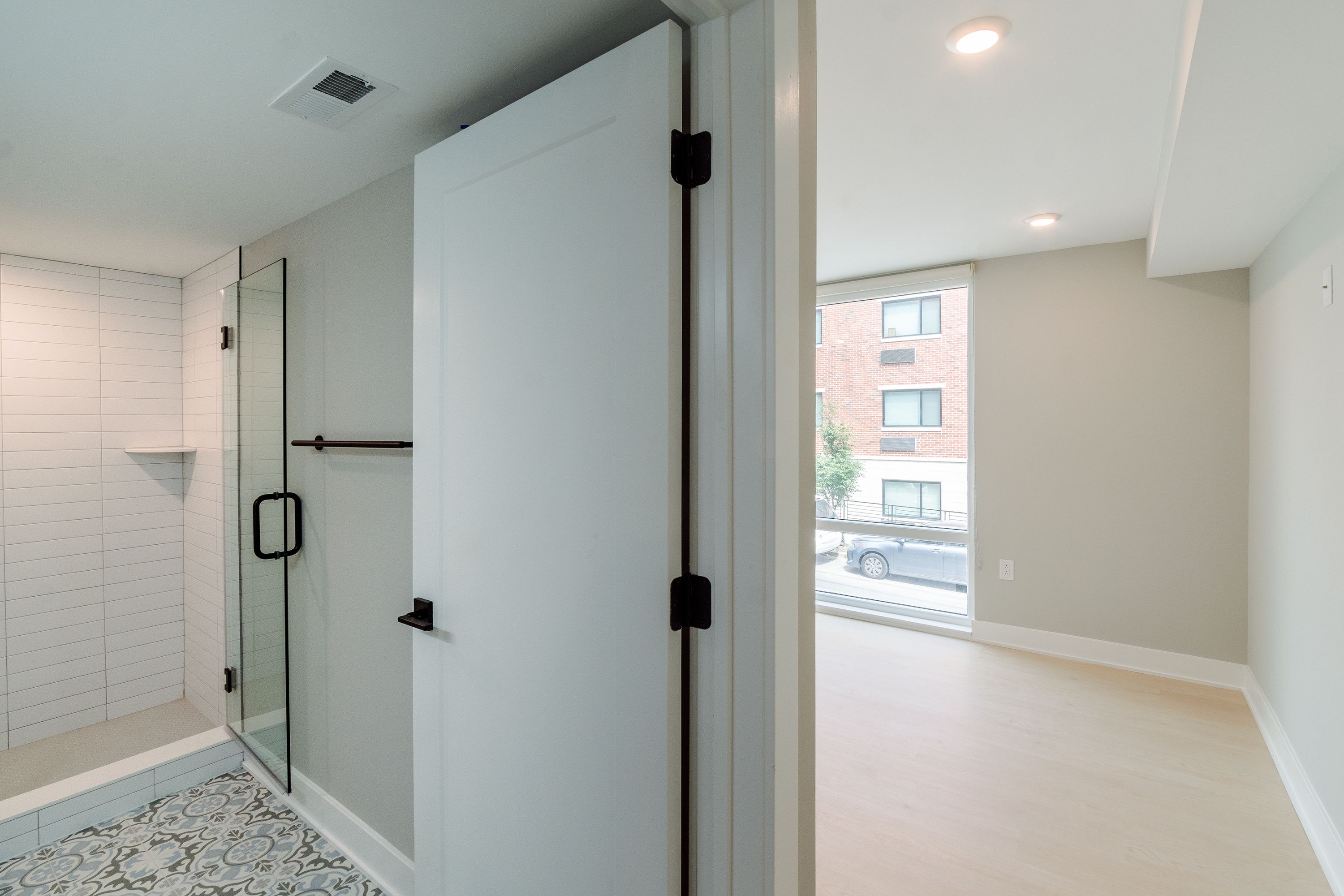 6604 Ridge Avenue Unit 305