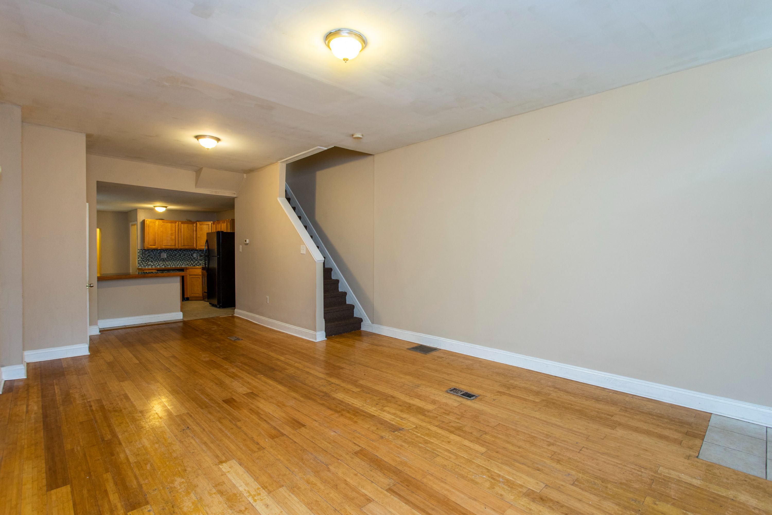 1604 N BOUVIER ST