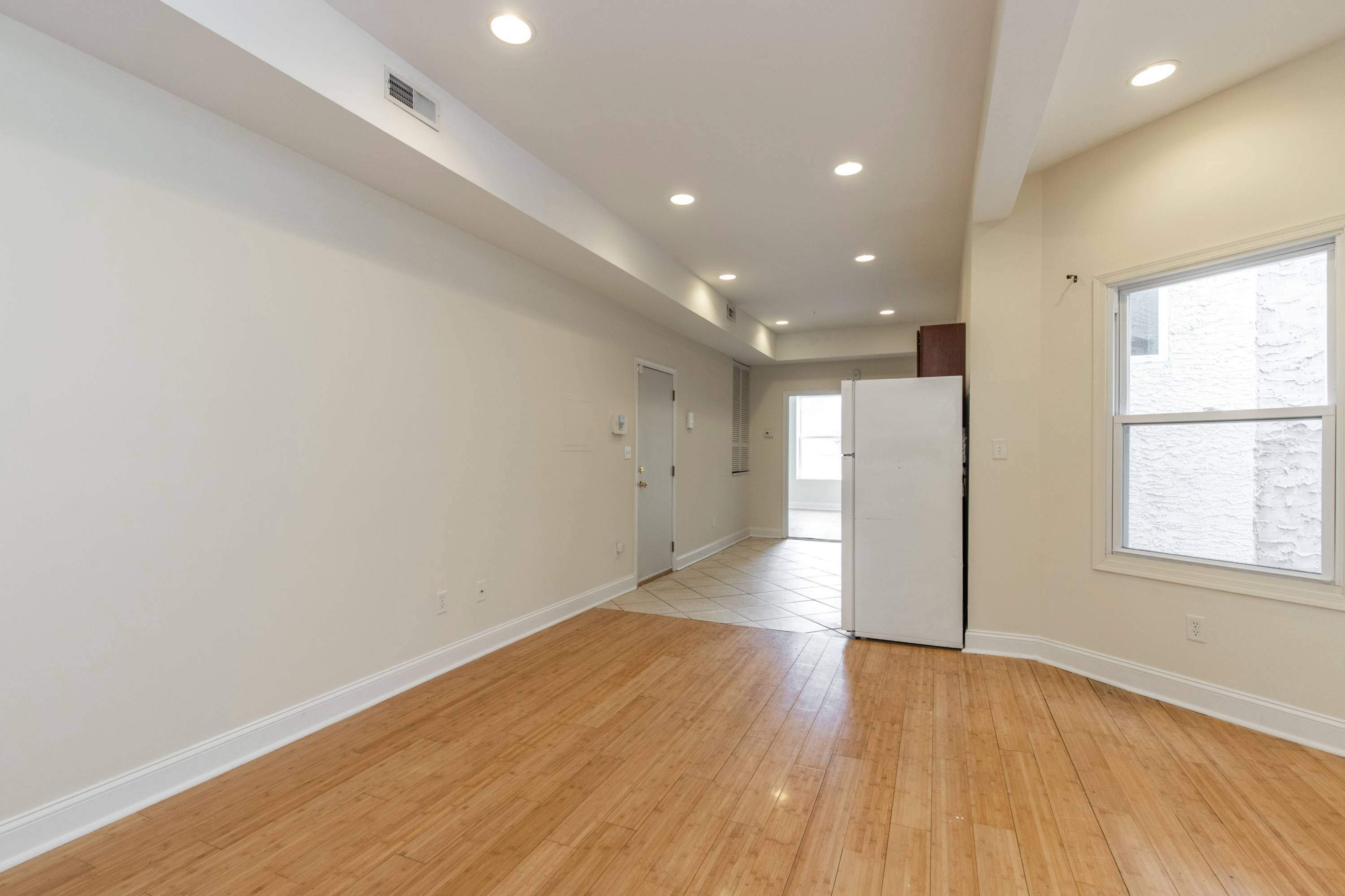 1619 DIAMOND ST Unit 2