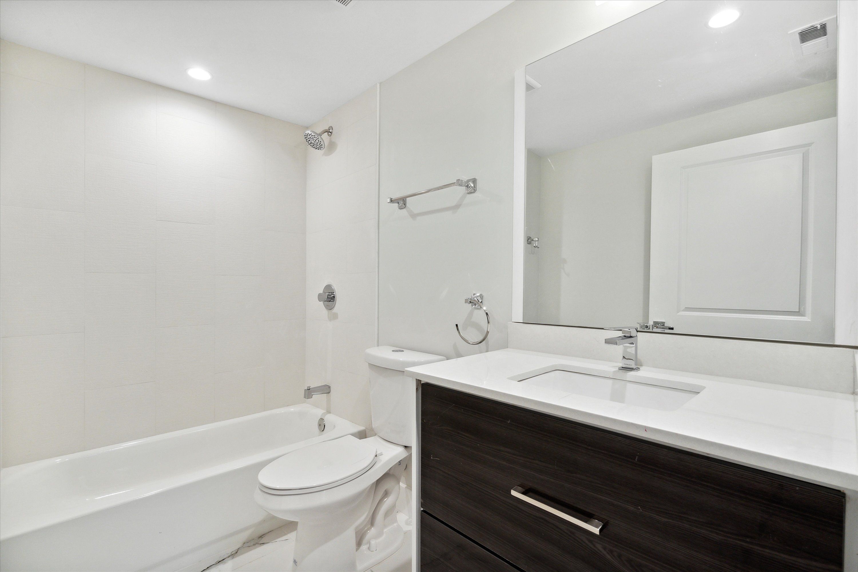 1223 N 7th St Unit 102