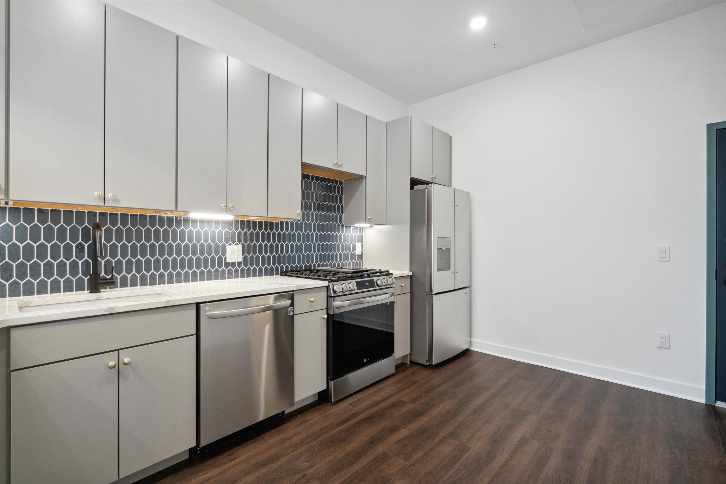2636 E YORK ST Unit 602