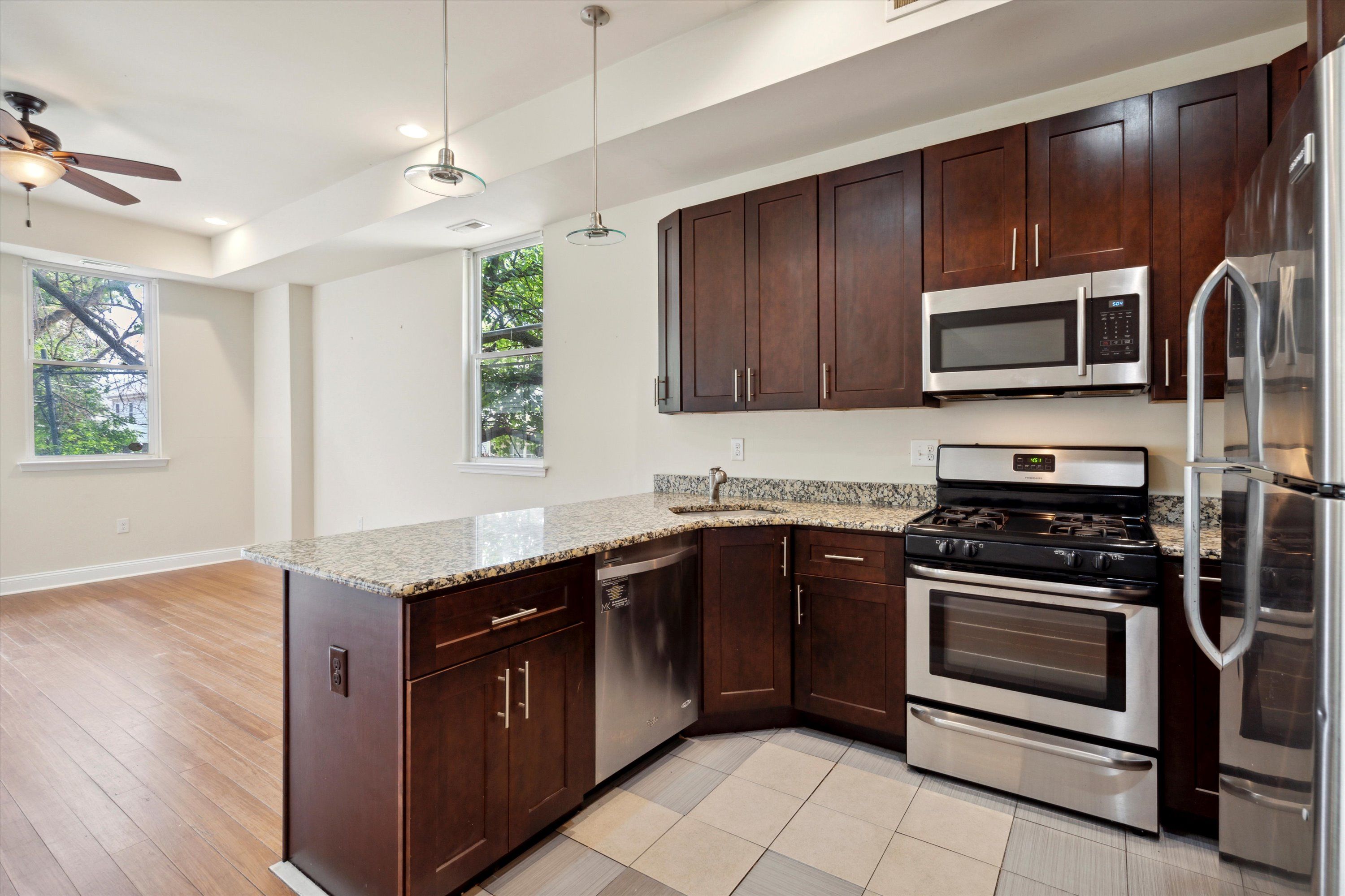 1832 W MONTGOMERY AVE Unit A