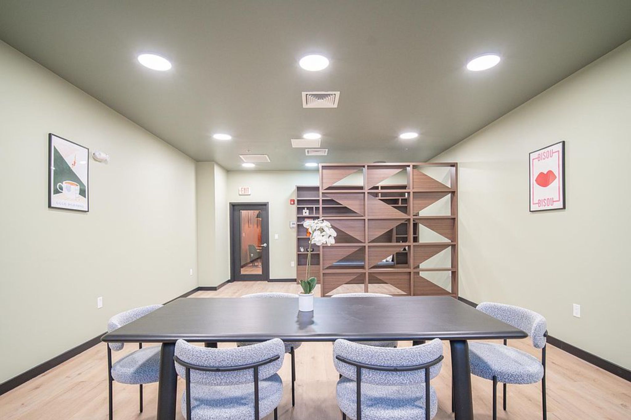 7127 Keystone St Unit 216