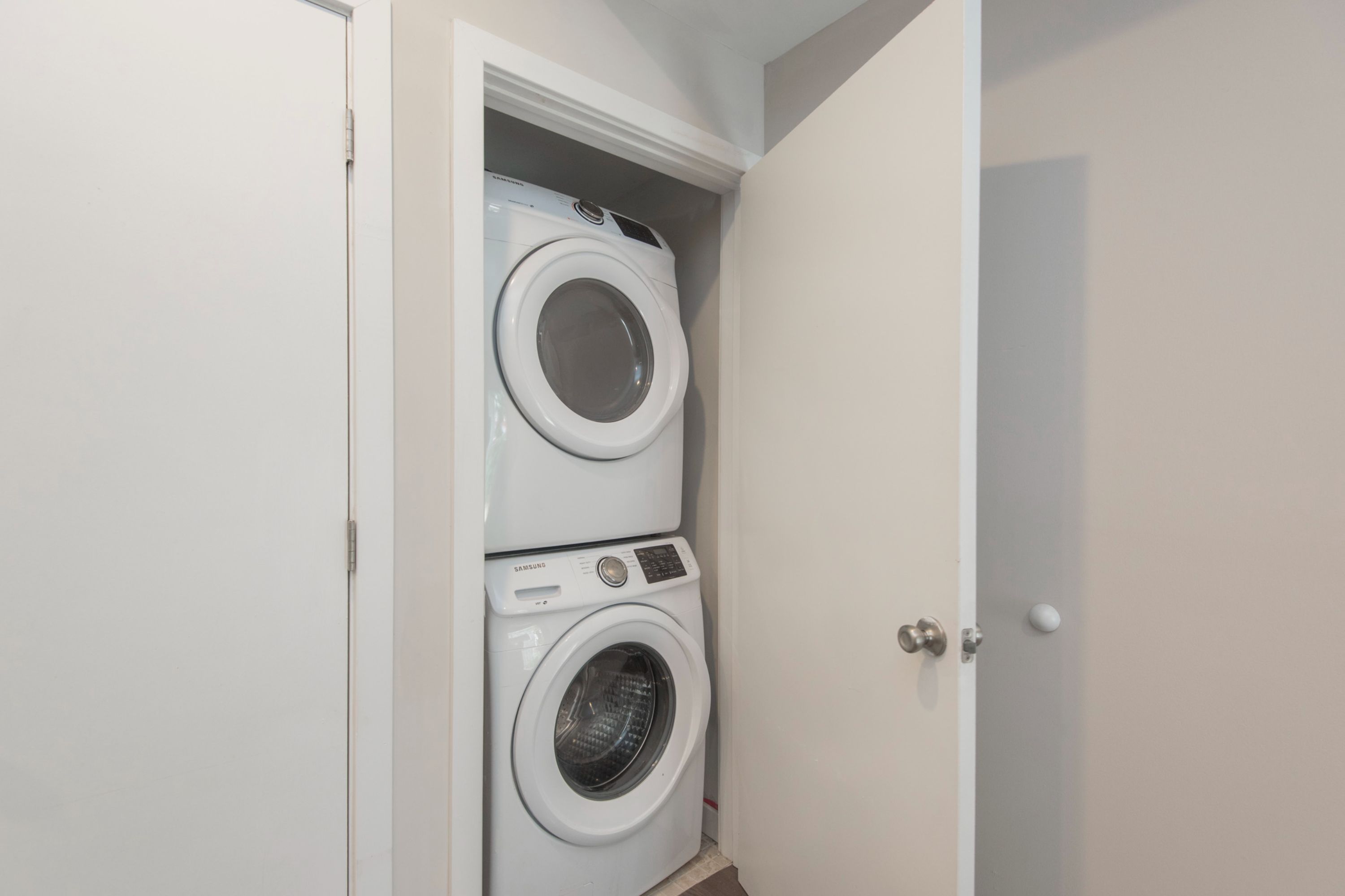 1814 HARLAN ST Unit 2