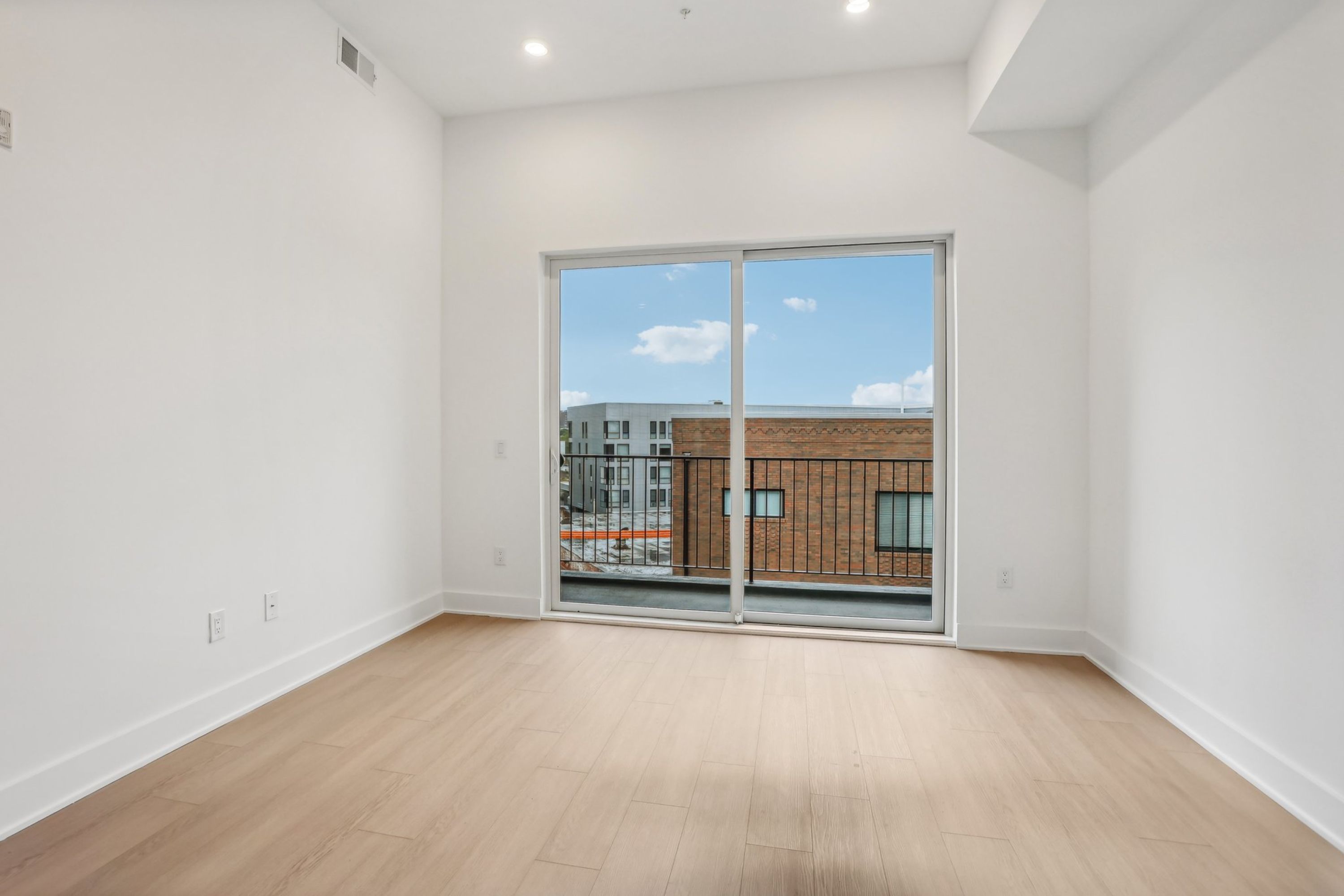 1731 Tilghman St Unit 306
