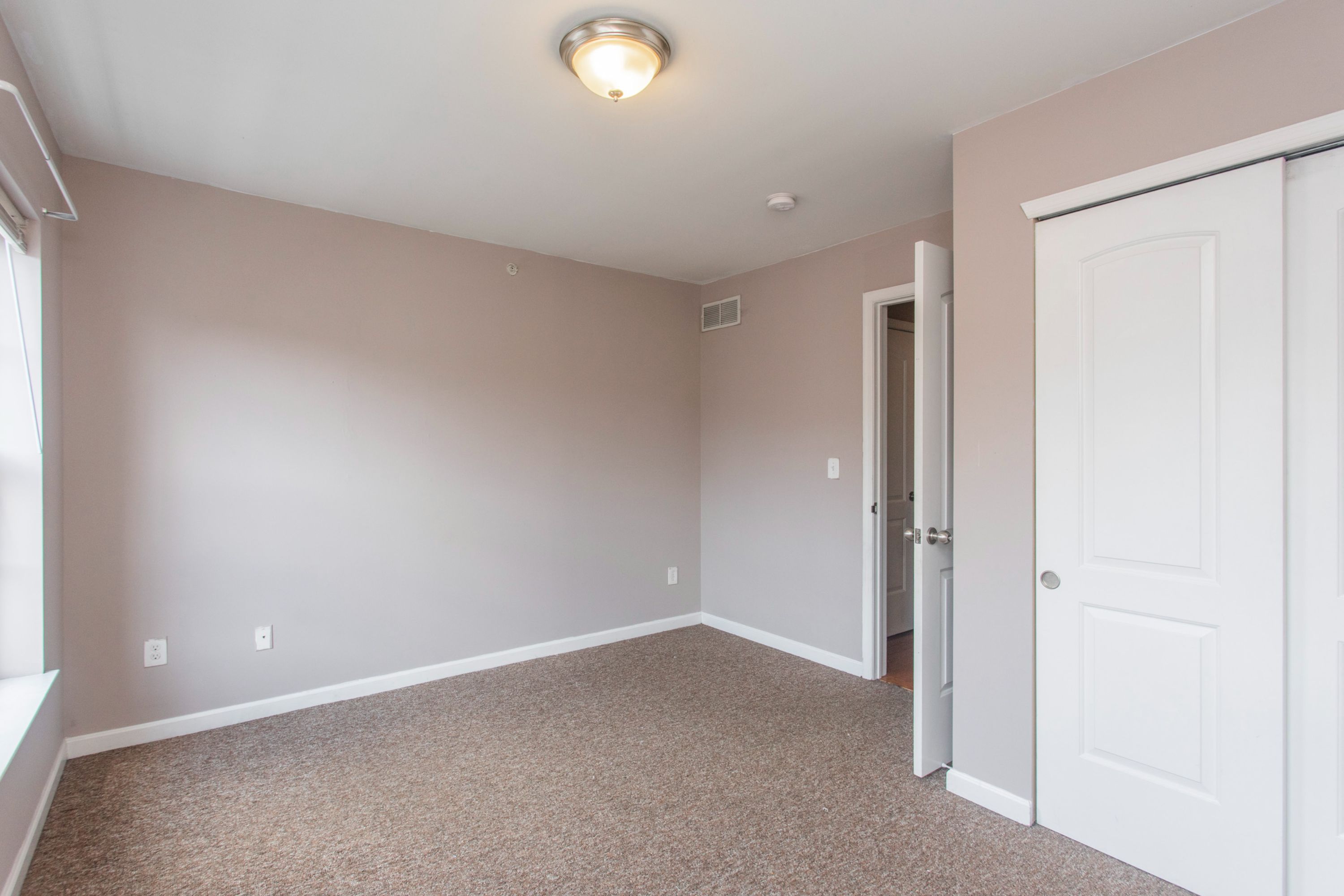 1835 WILLINGTON ST Unit 2