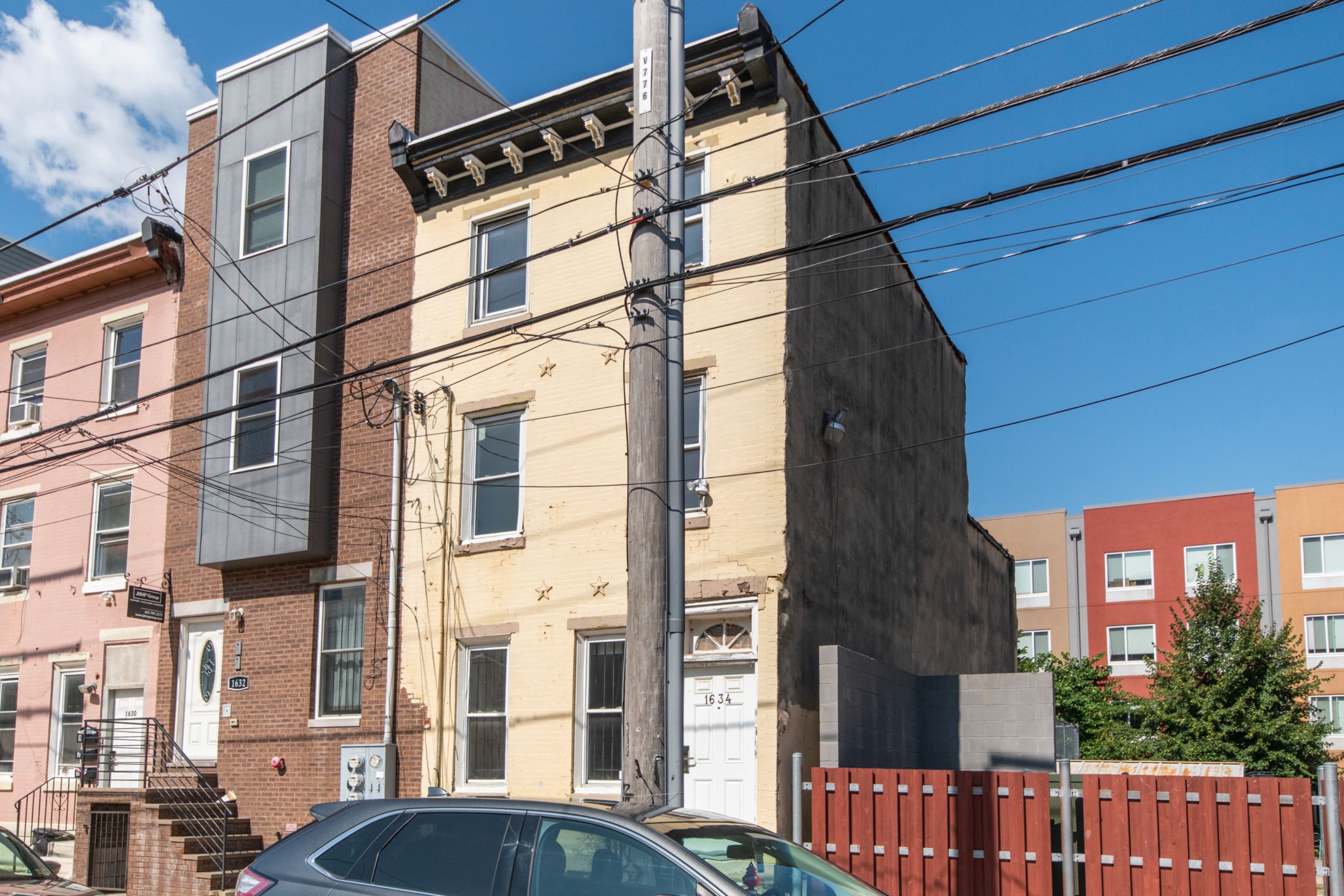 1634 N SYDENHAM ST