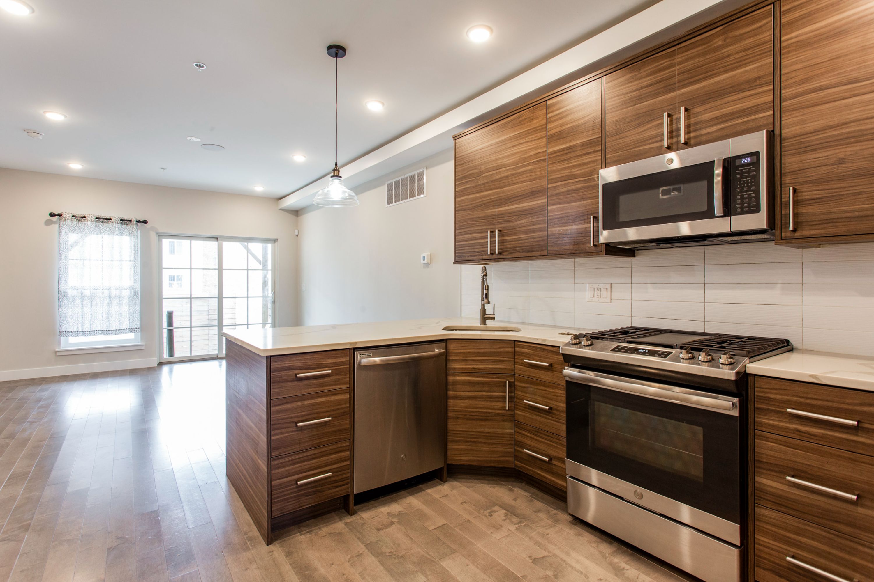 2647 FEDERAL ST Unit 1