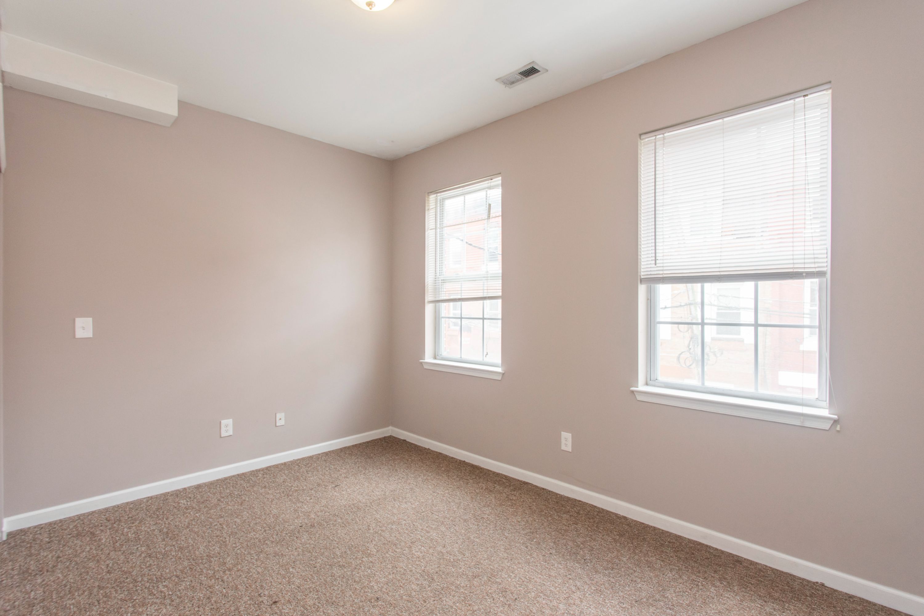 1835 WILLINGTON ST Unit 2