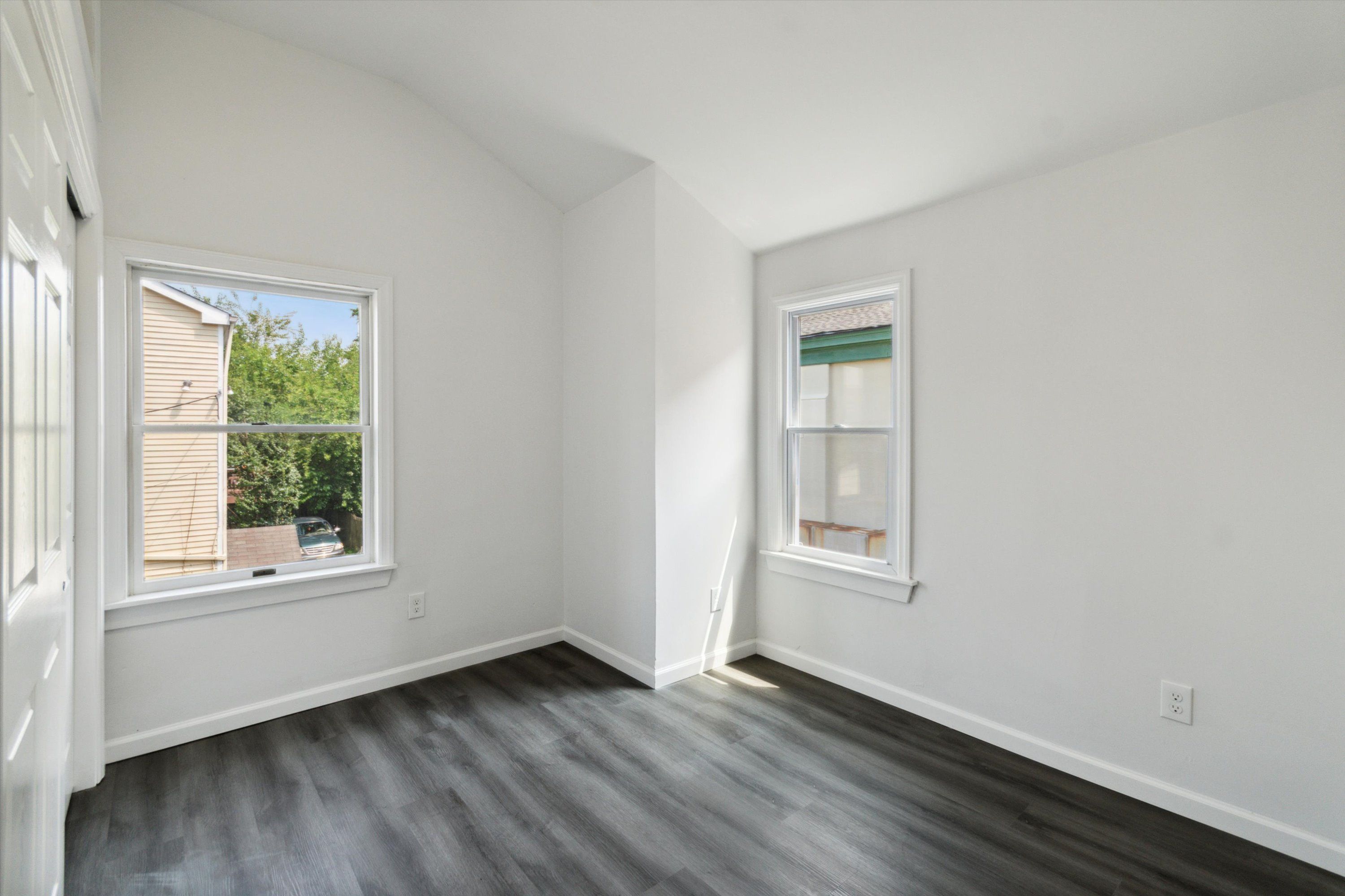 152 NASSAU ST Unit 2