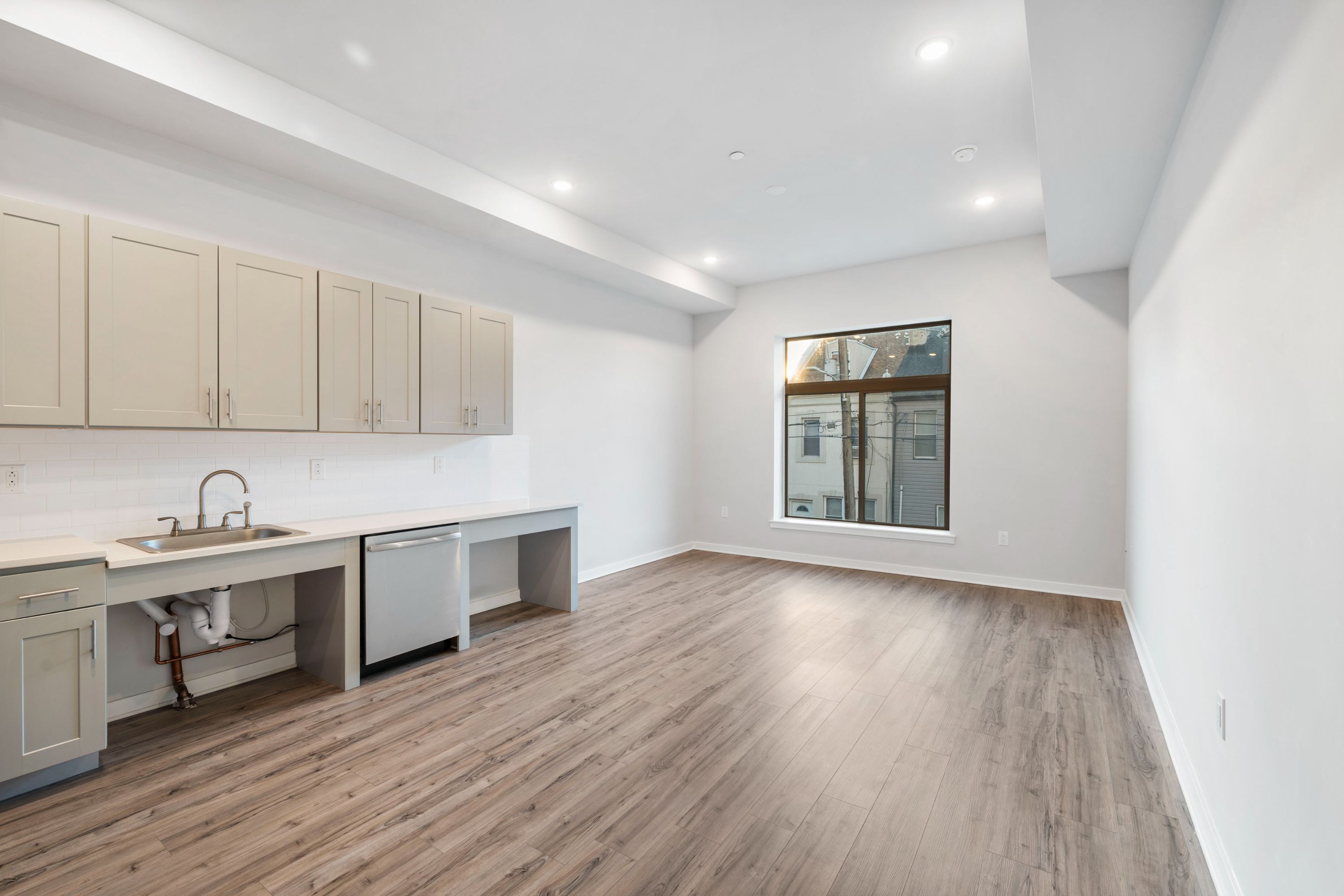 1143 N 3rd St Unit 203