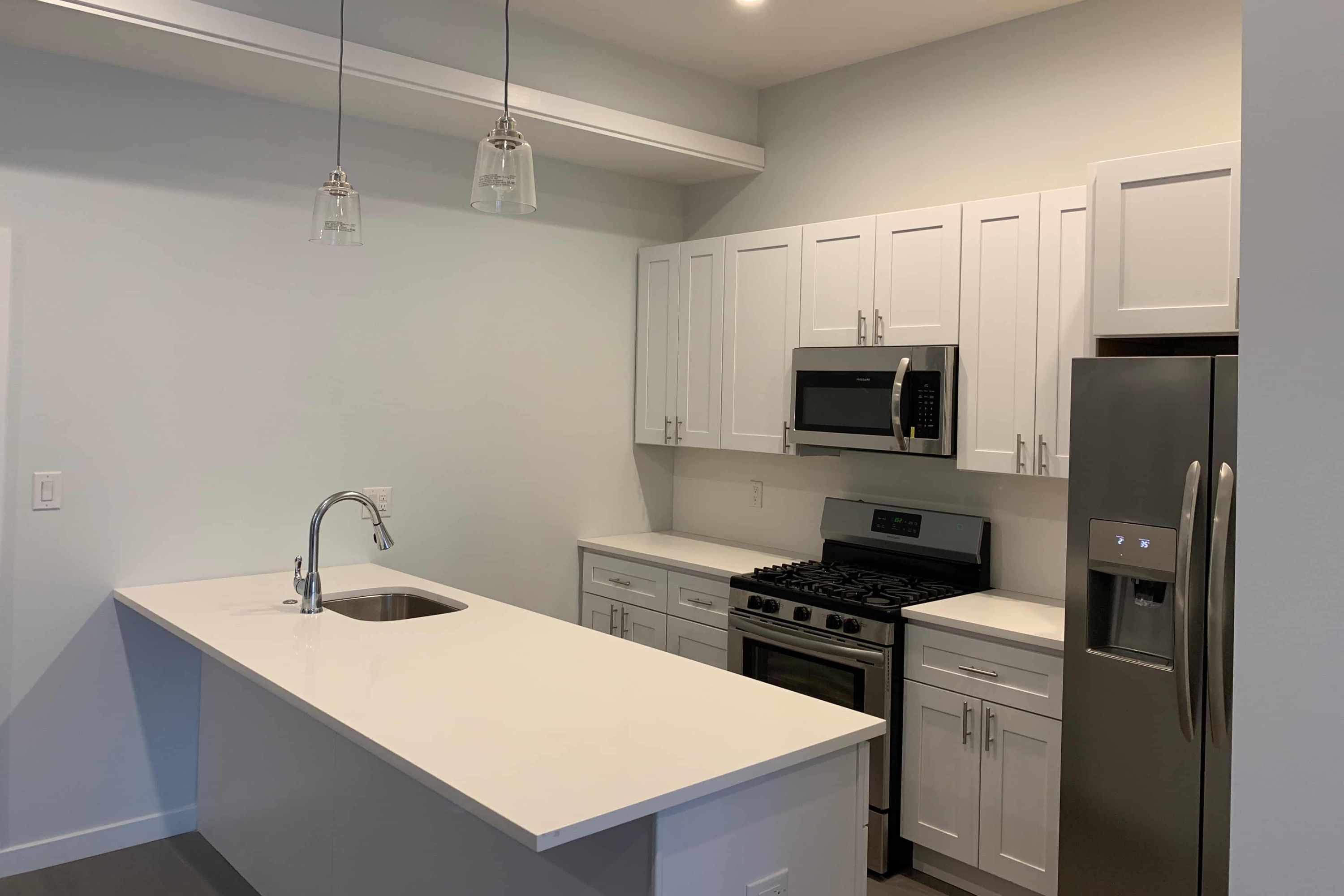 640 N 32ND ST Unit 1F