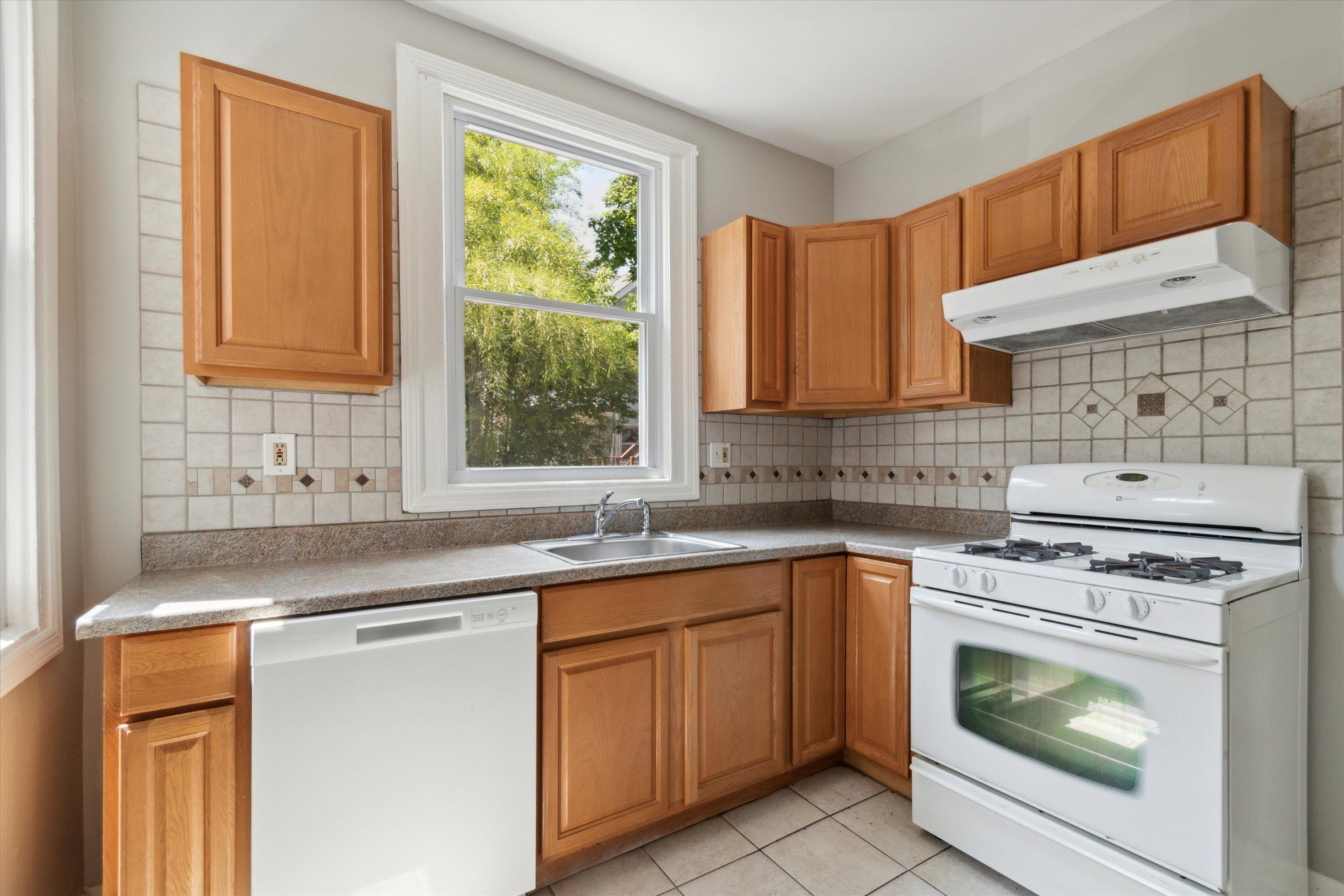 291-293 Nassau St Unit 4