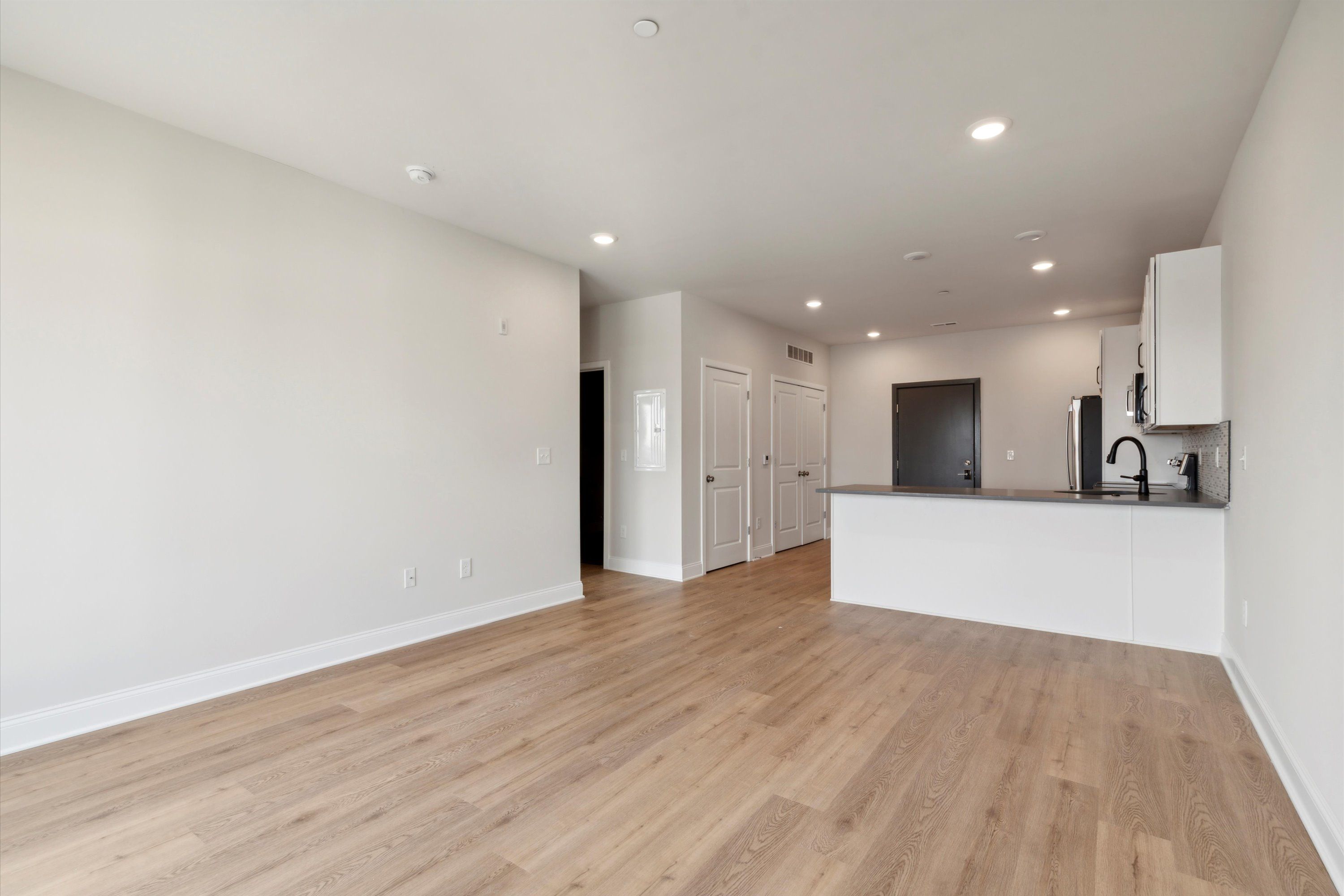 2143 E LEHIGH AVE Unit 611
