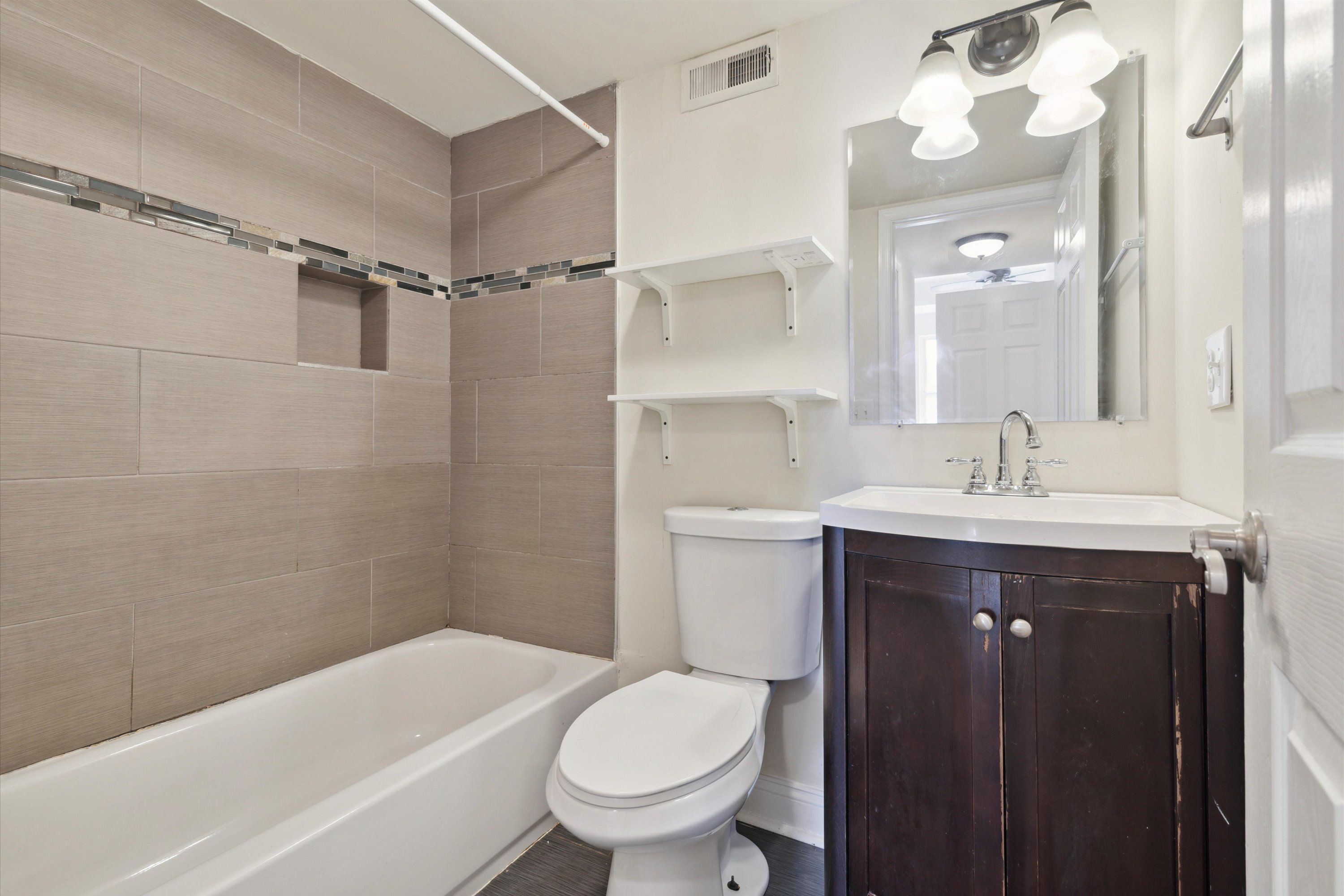 1408 WILLINGTON ST Unit A