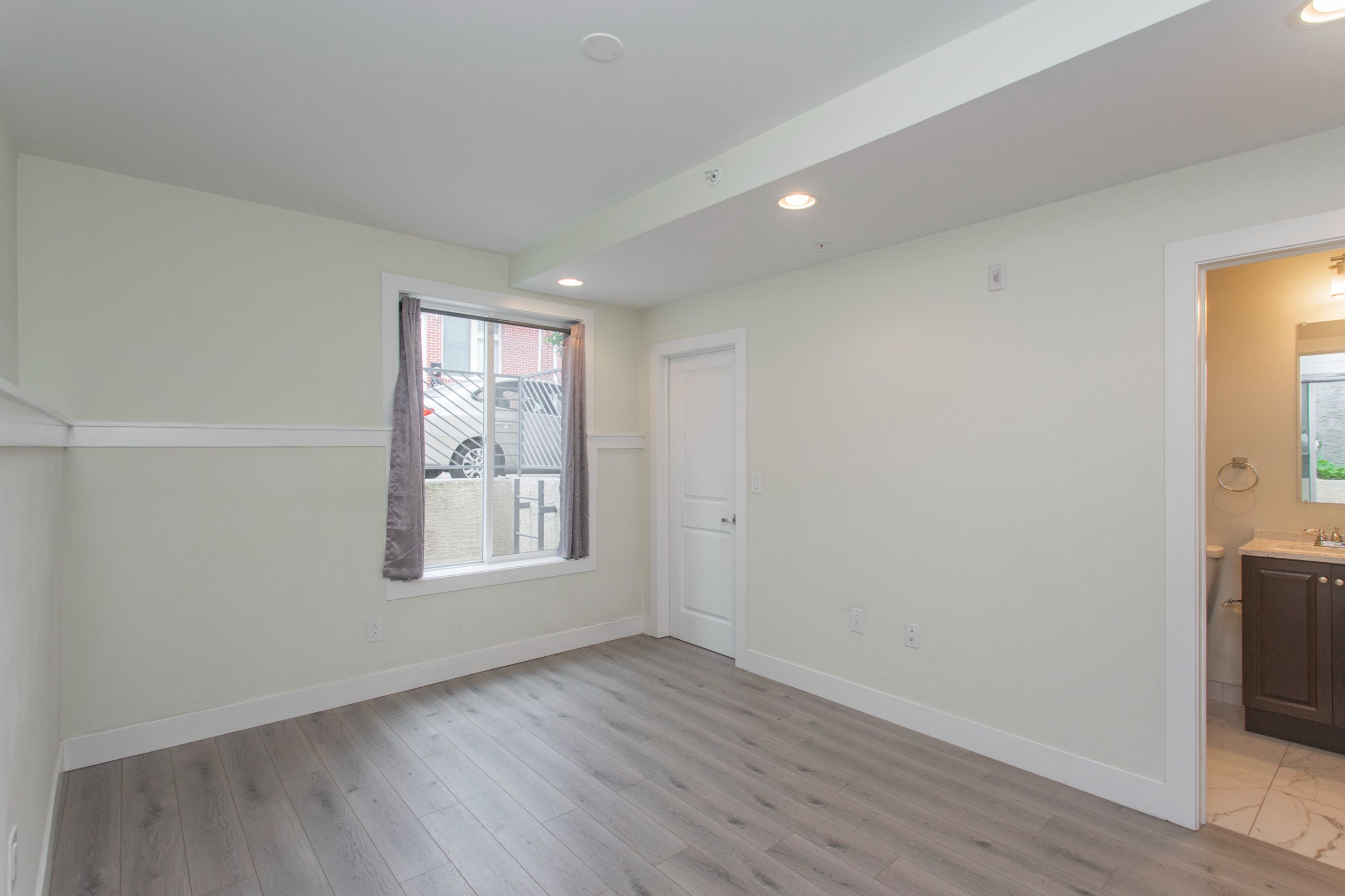 1533-39 PARRISH ST Unit 2F