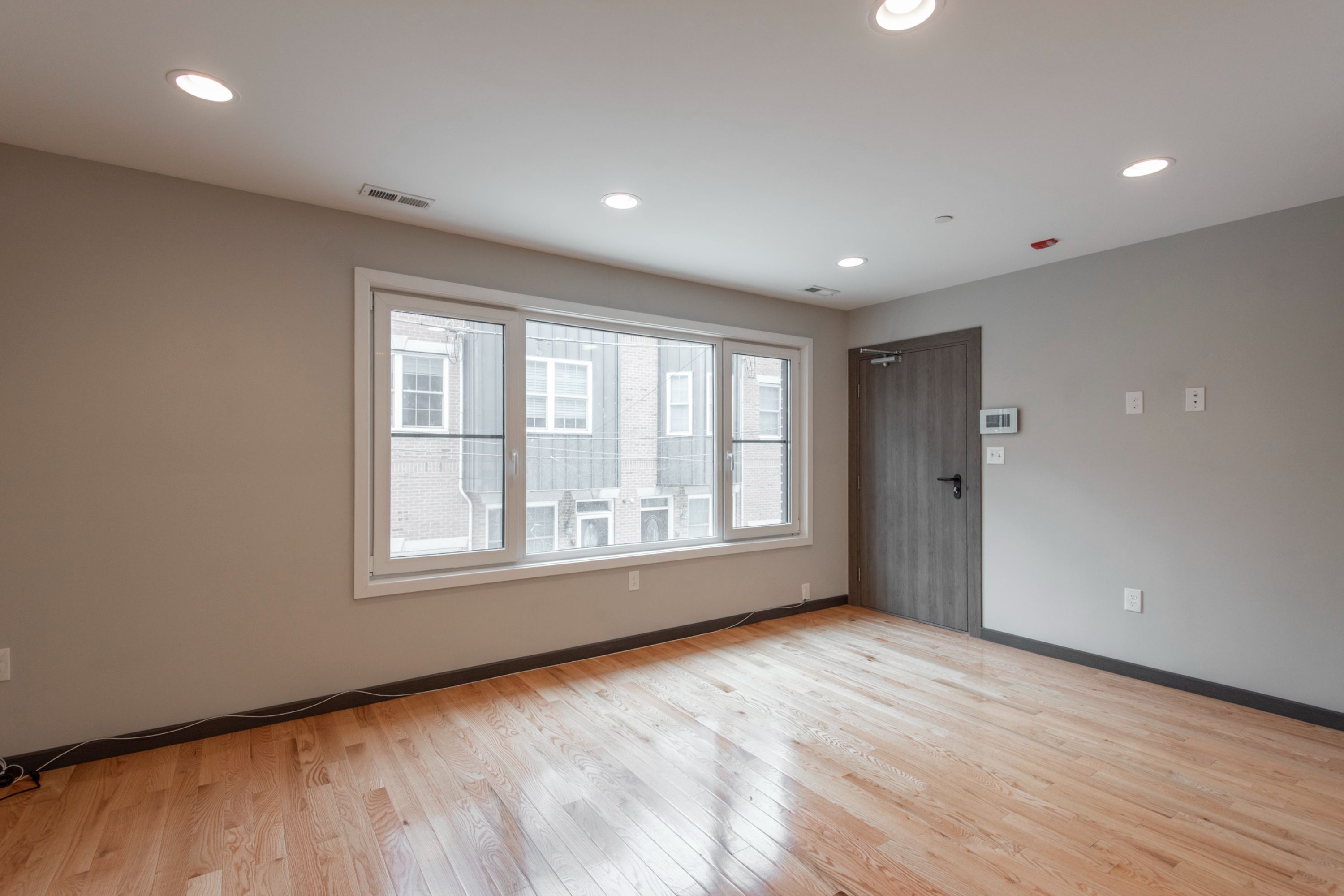 2545-47 MONTROSE ST Unit B