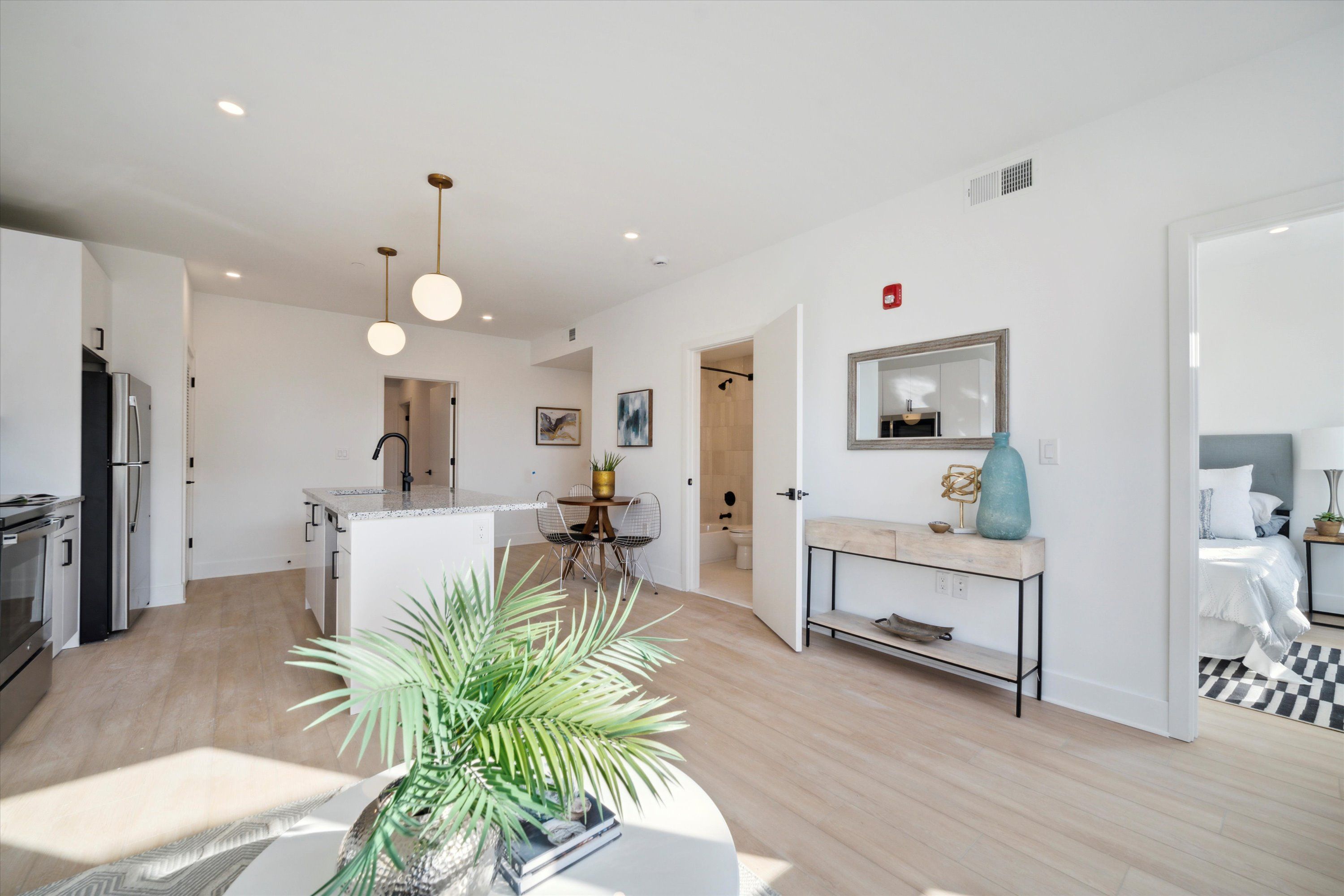 1643 N 2ND ST Unit 402