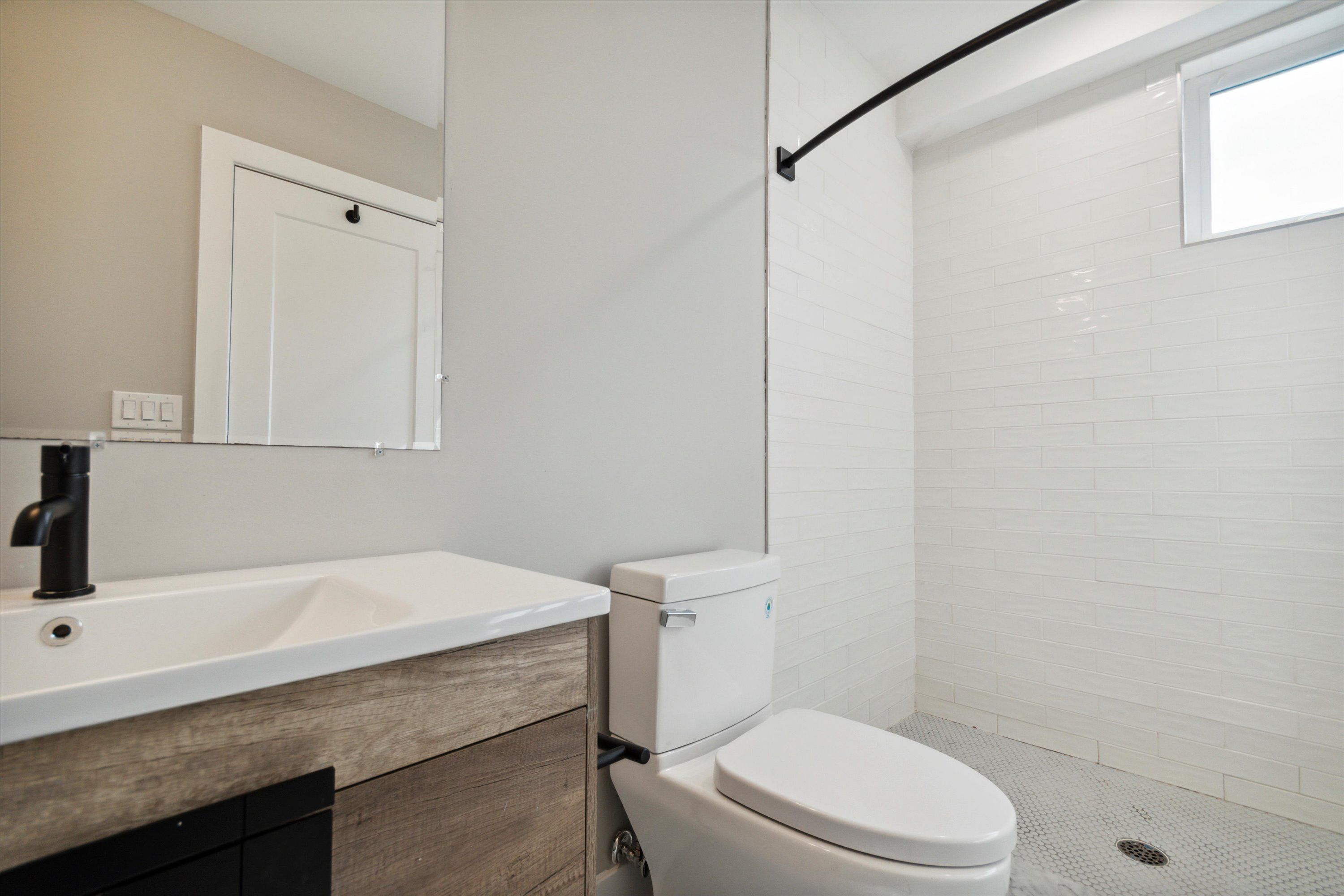 1739 Page ST Unit B
