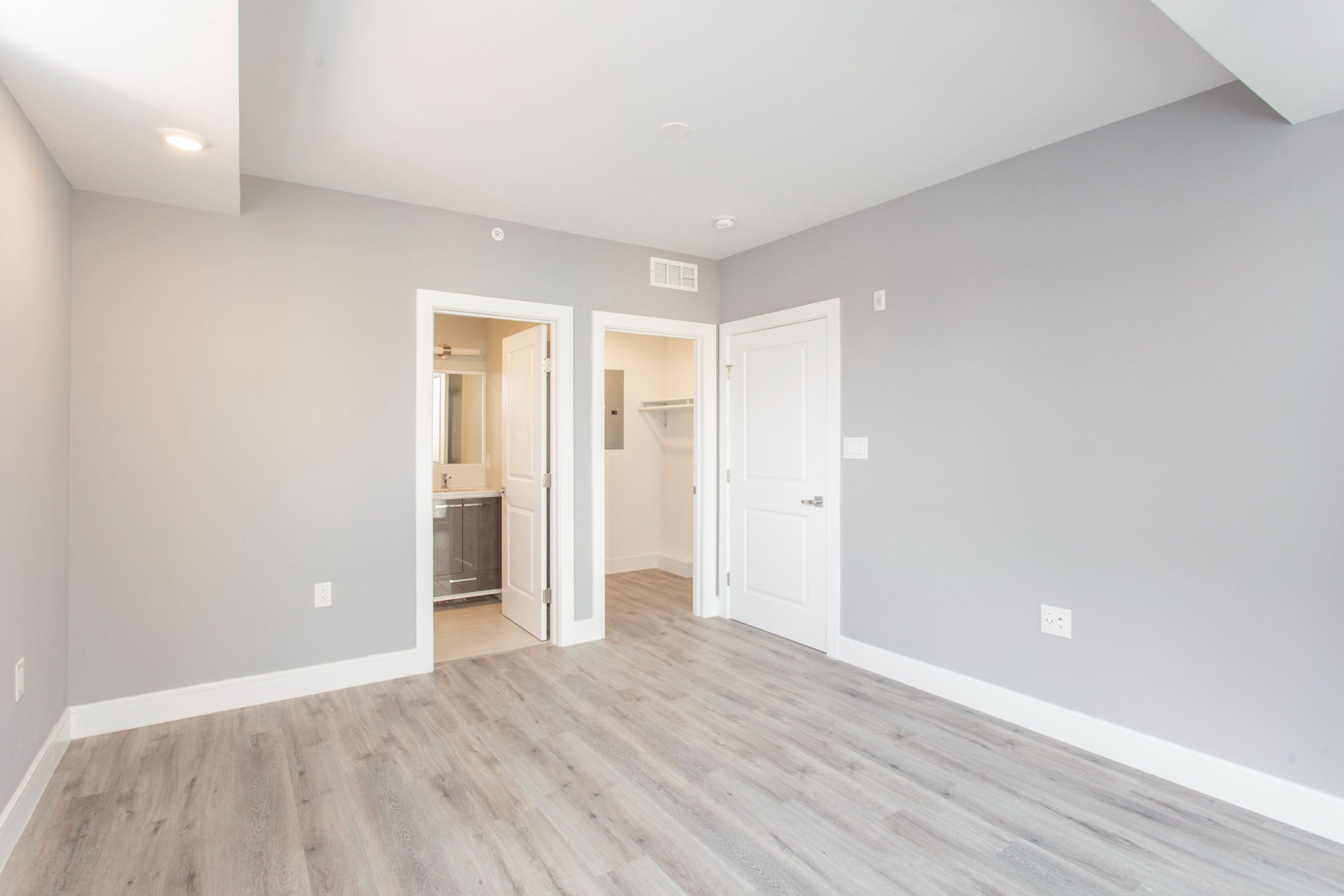 1633 N 2nd St Unit 201