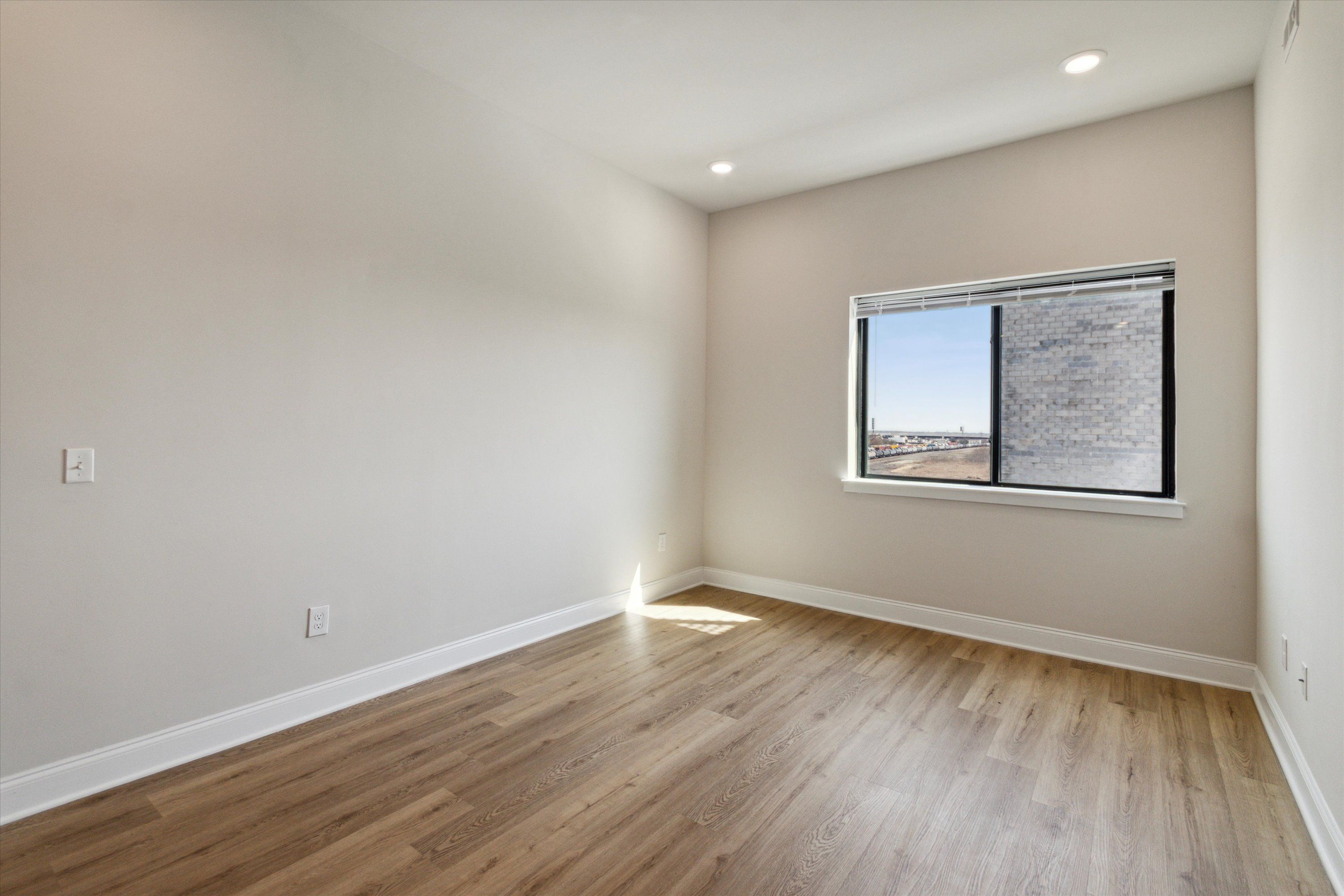 2143 E LEHIGH AVE Unit 505