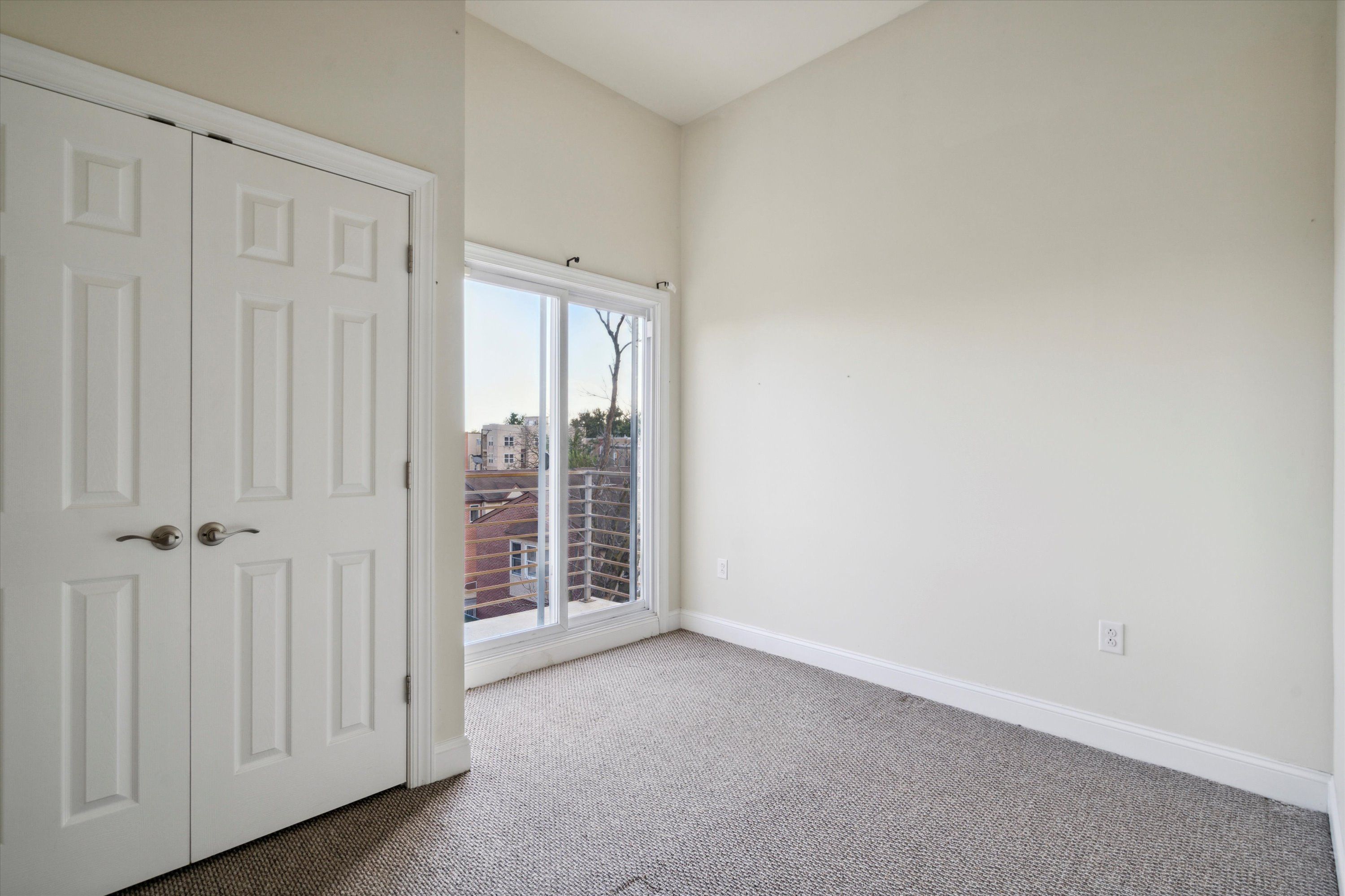 1714 FONTAIN ST Unit B