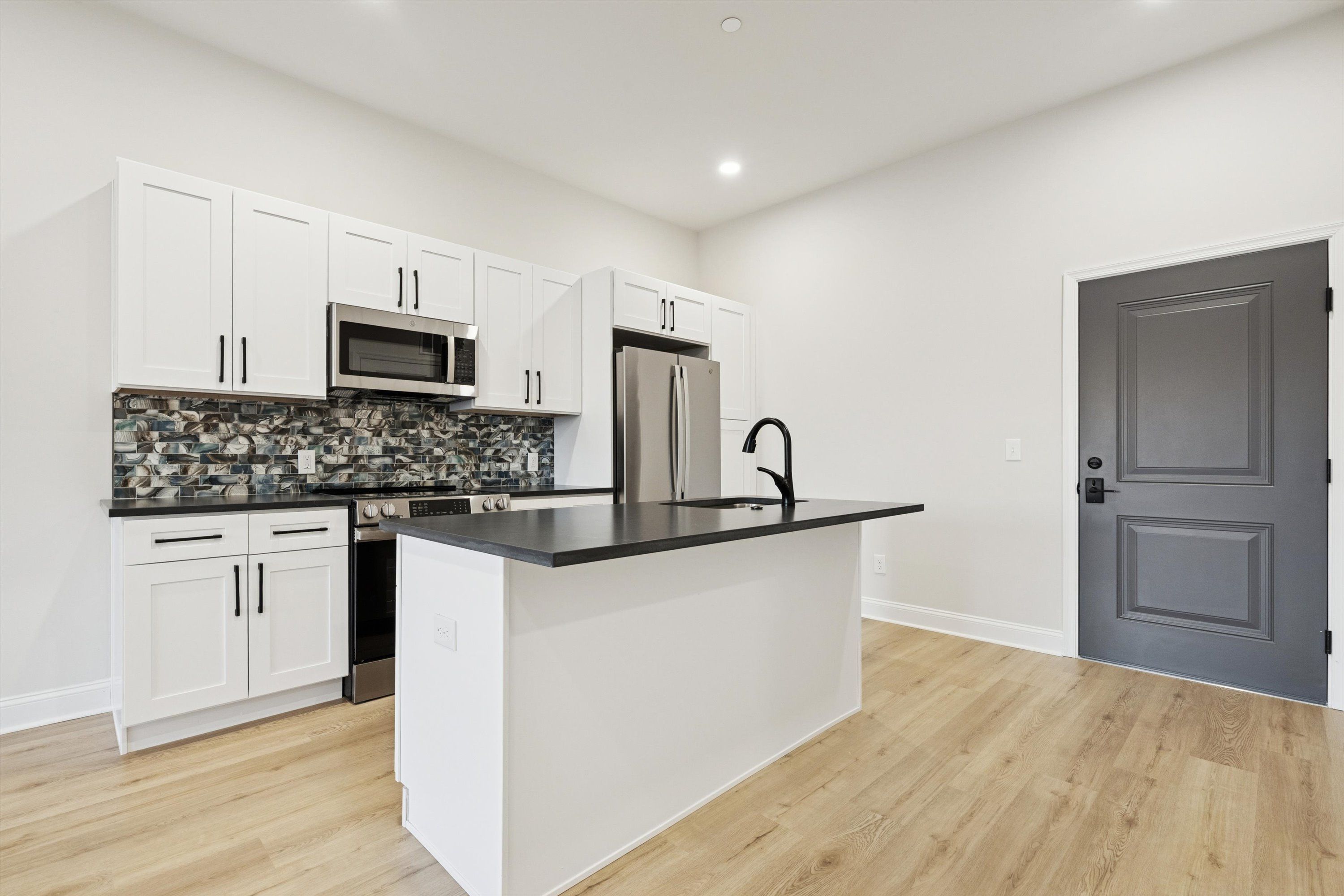 2153 E LEHIGH AVE Unit 312